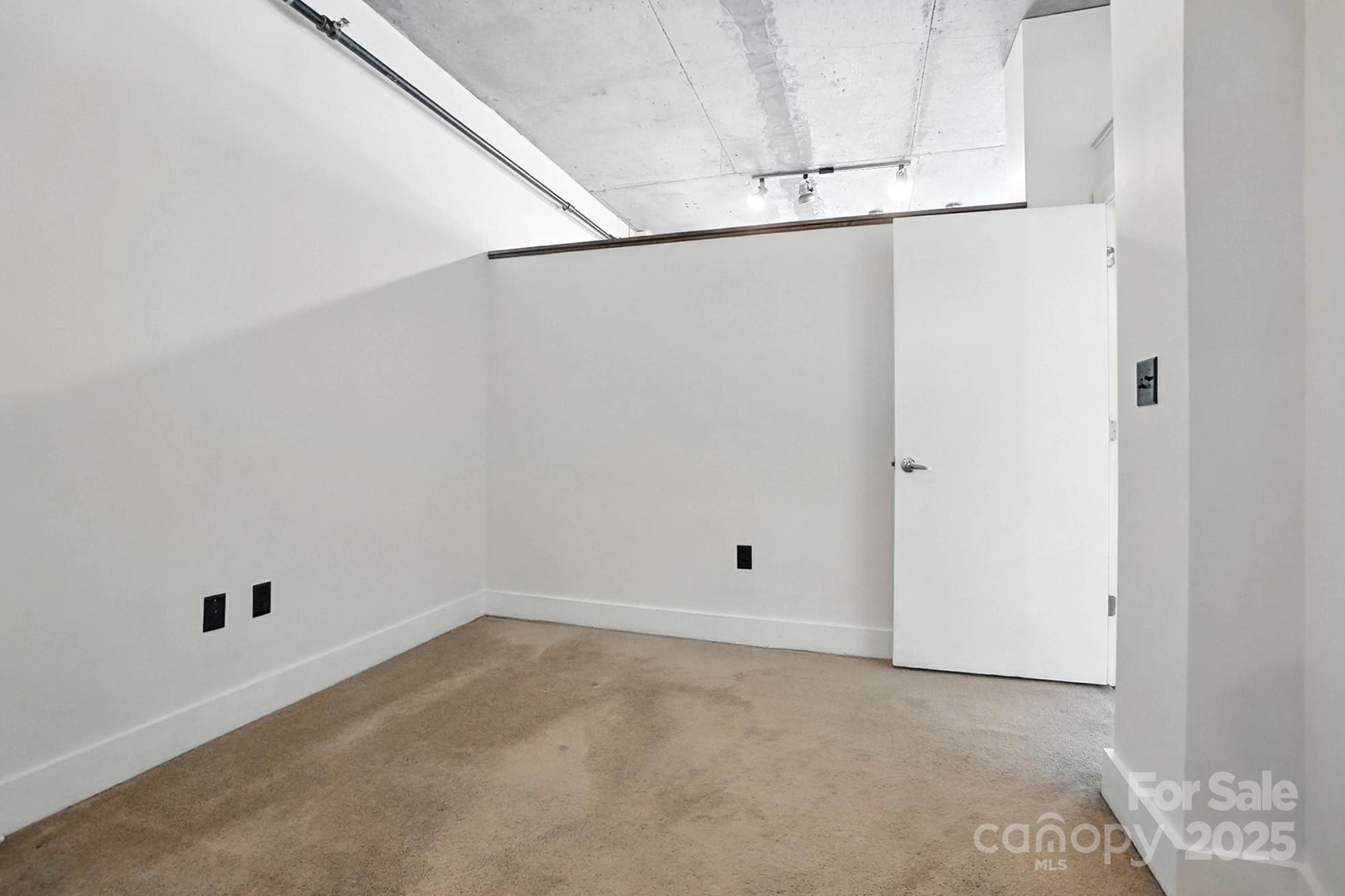 505 E 6th Street #908 — Charlotte