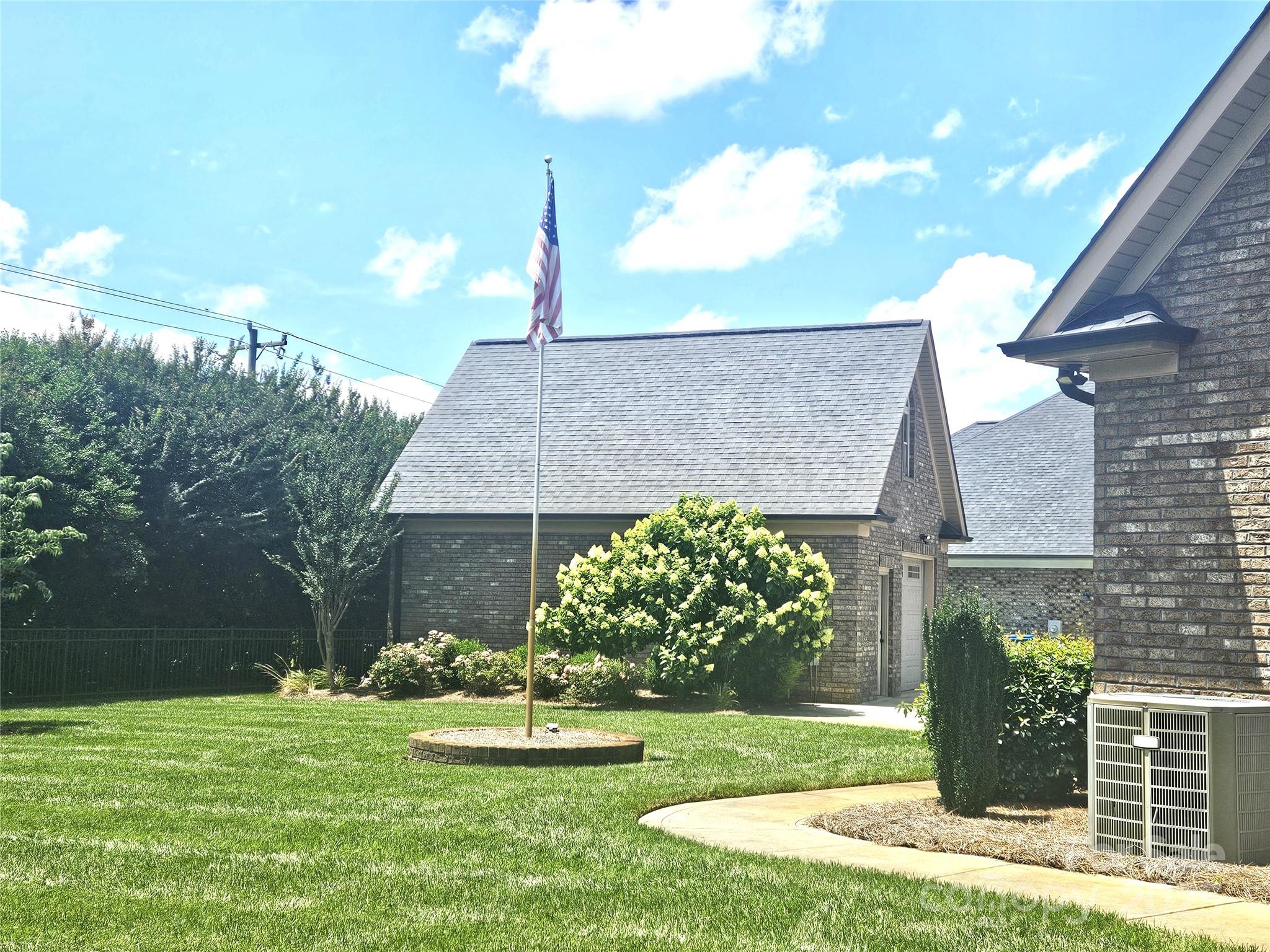 323 Wendover Drive — Locust