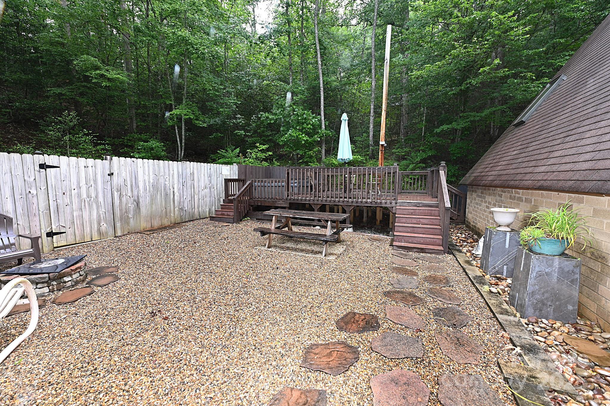 3430 & 3390 Rose Creek Road — Morganton