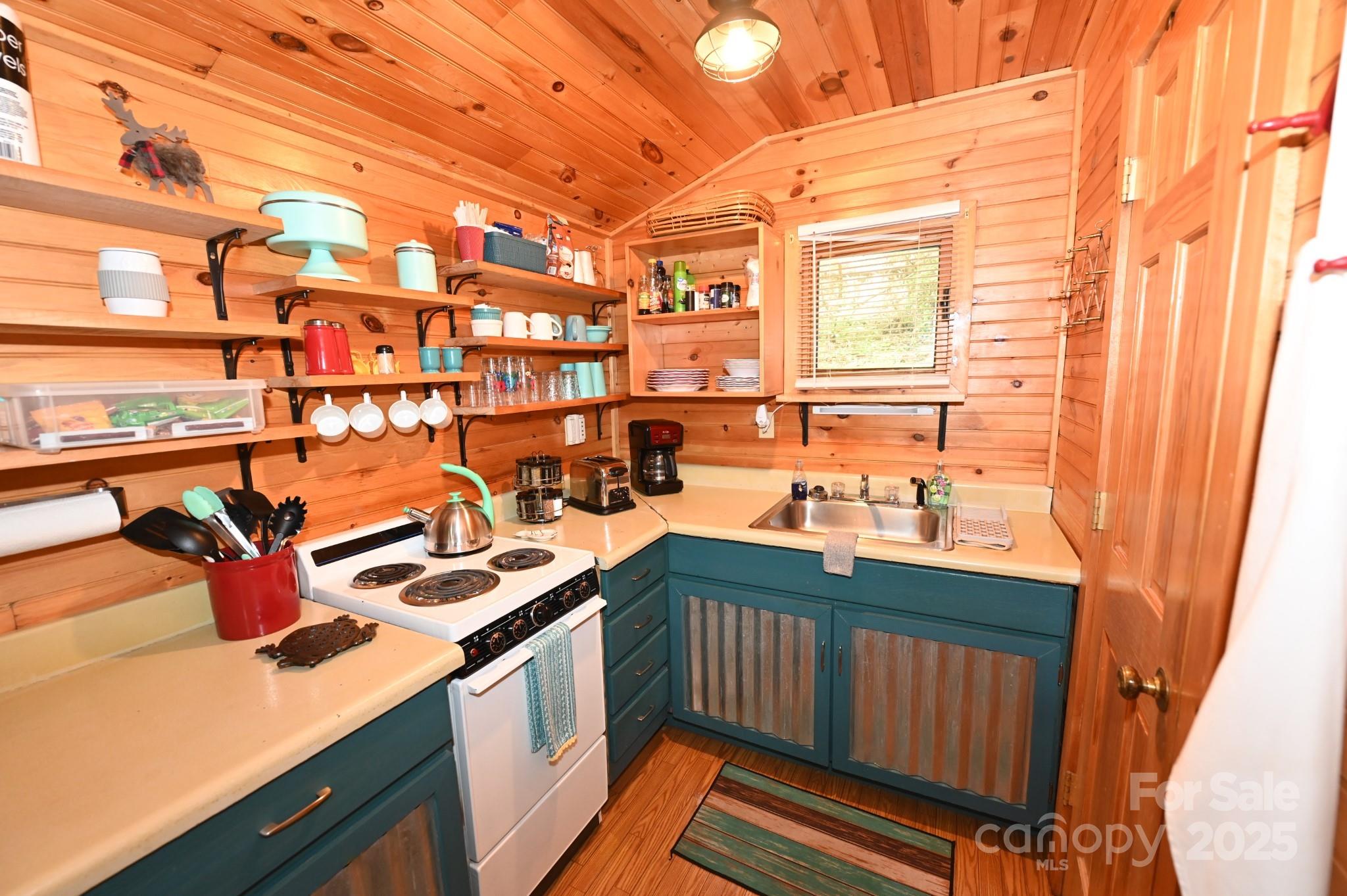 3430 & 3390 Rose Creek Road — Morganton