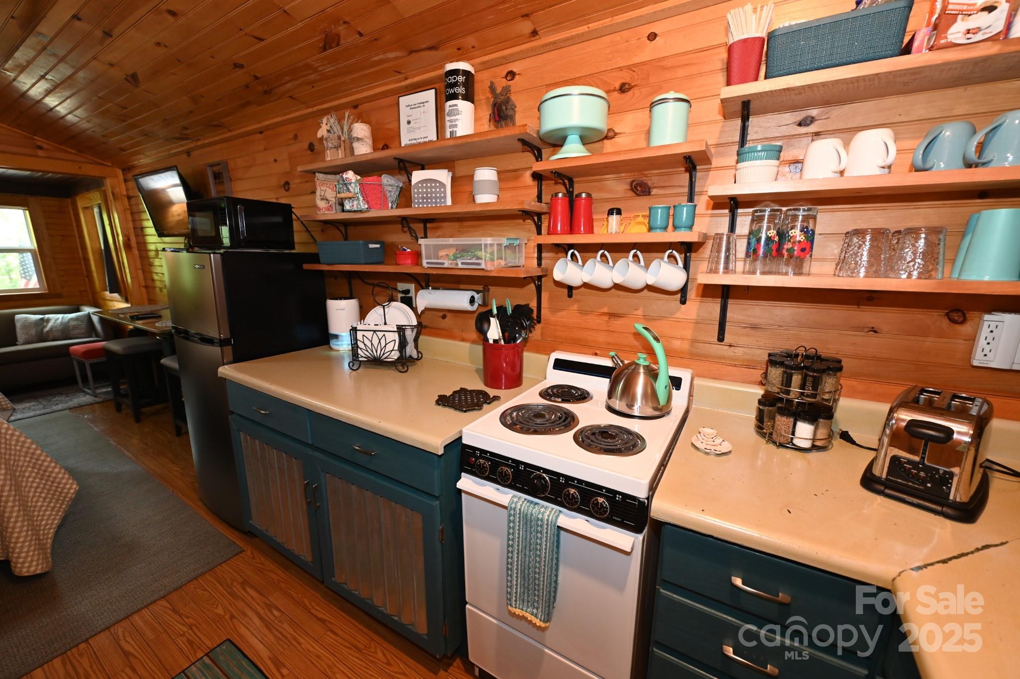 3430 & 3390 Rose Creek Road — Morganton