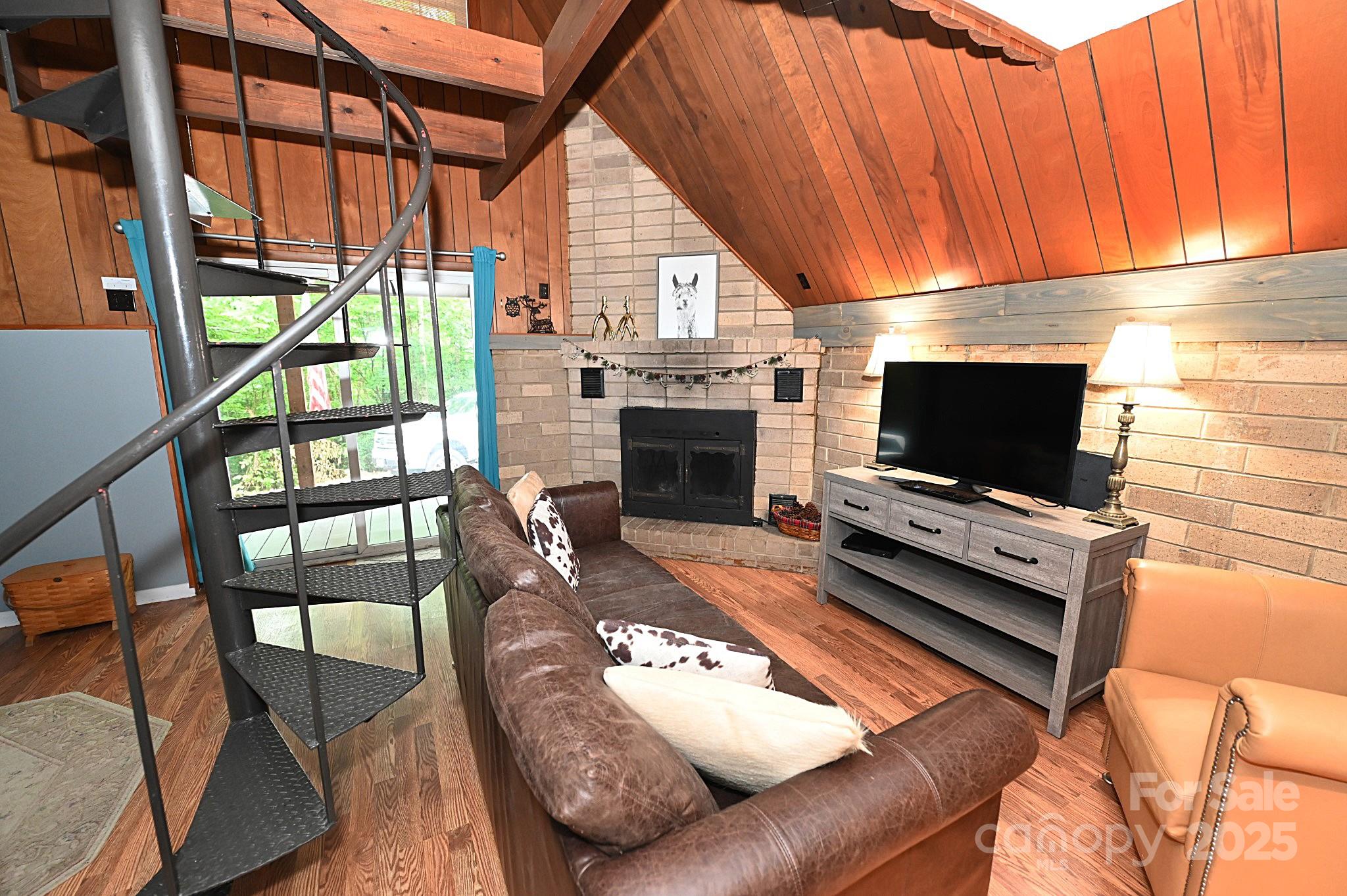 3430 & 3390 Rose Creek Road — Morganton