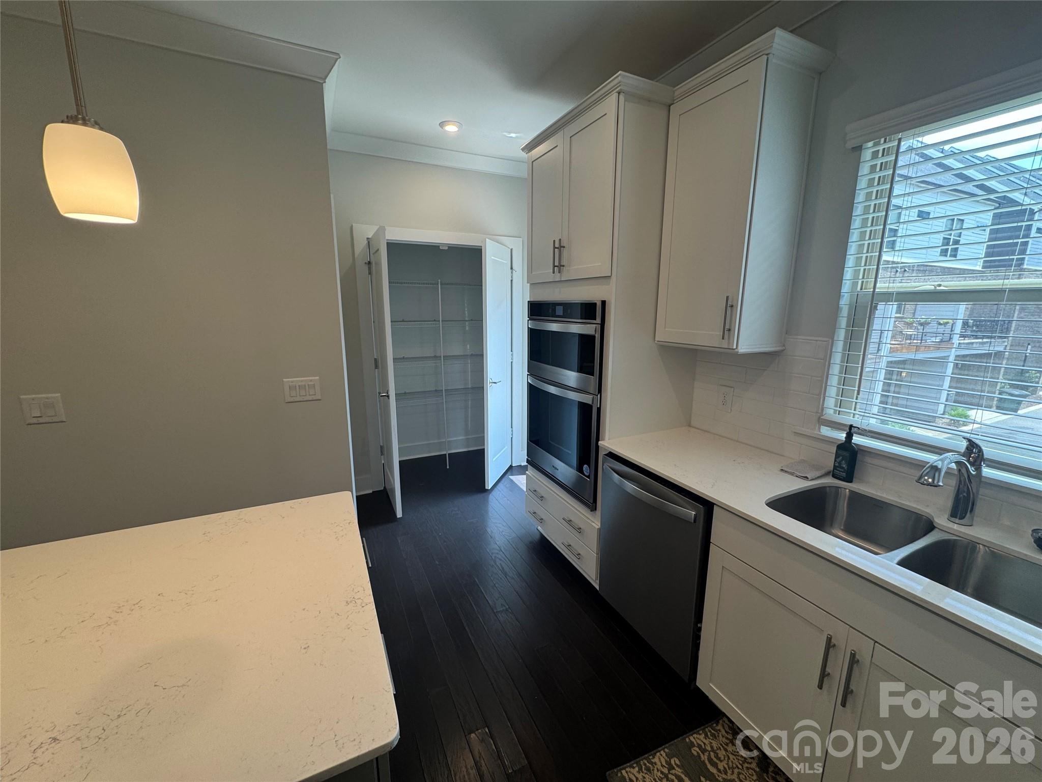 12115 Brooklyn Avenue — Charlotte