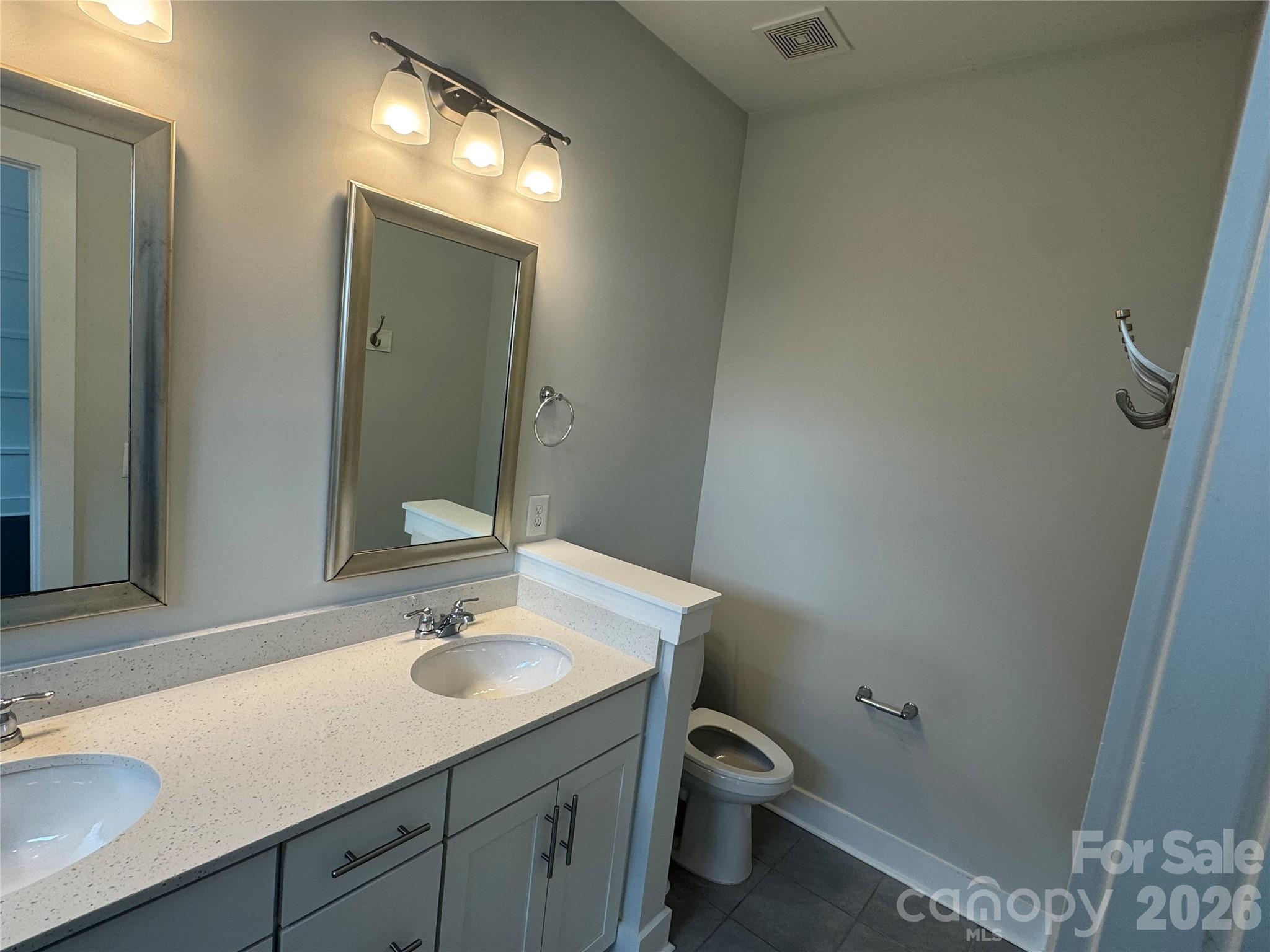 12115 Brooklyn Avenue — Charlotte