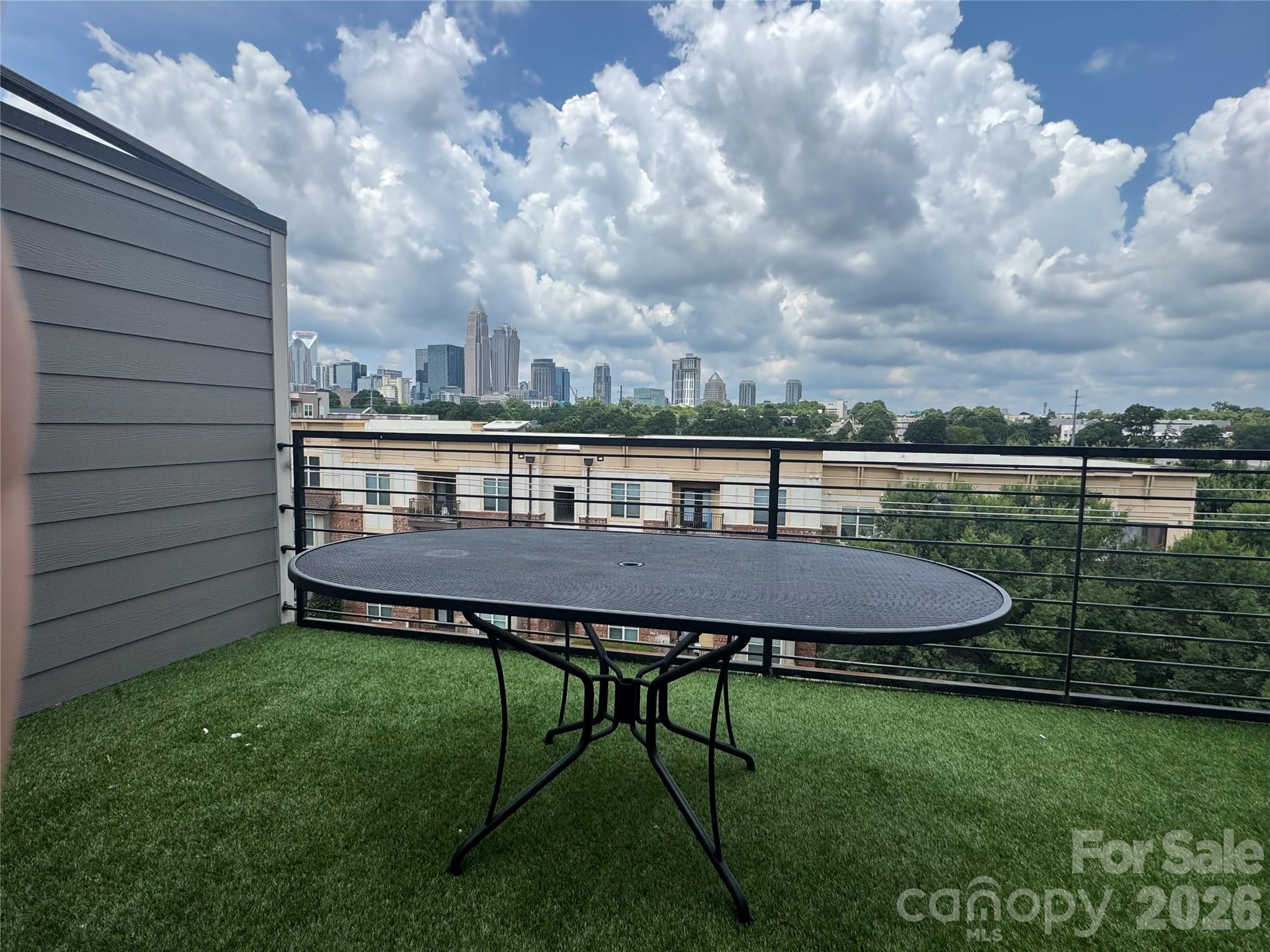 12115 Brooklyn Avenue — Charlotte