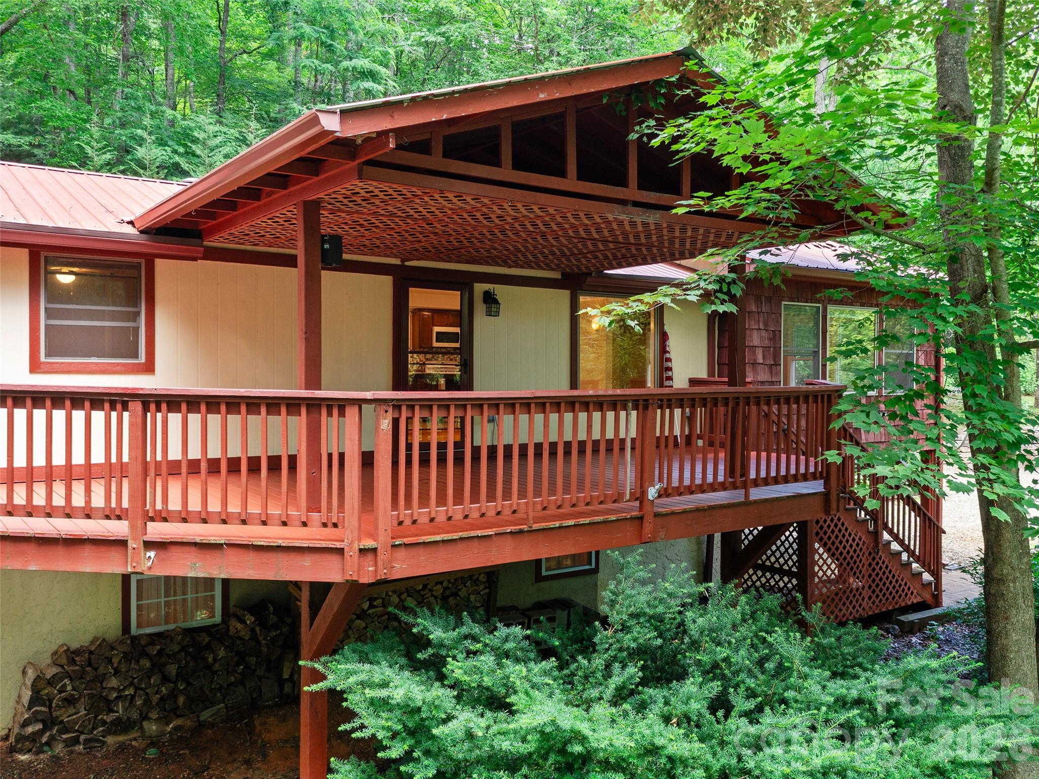 125 HEARTLAND Lane — Burnsville