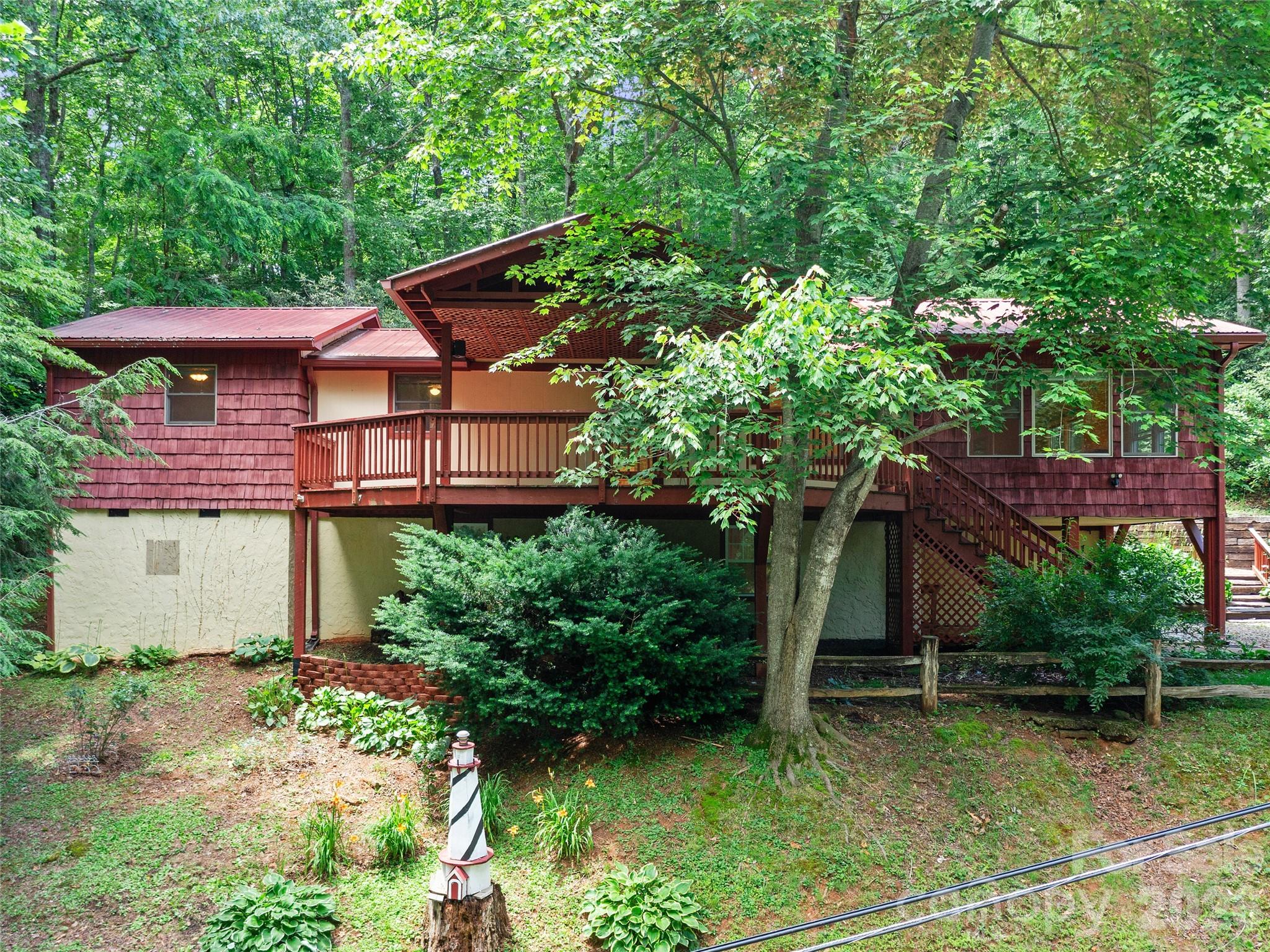 125 HEARTLAND Lane — Burnsville