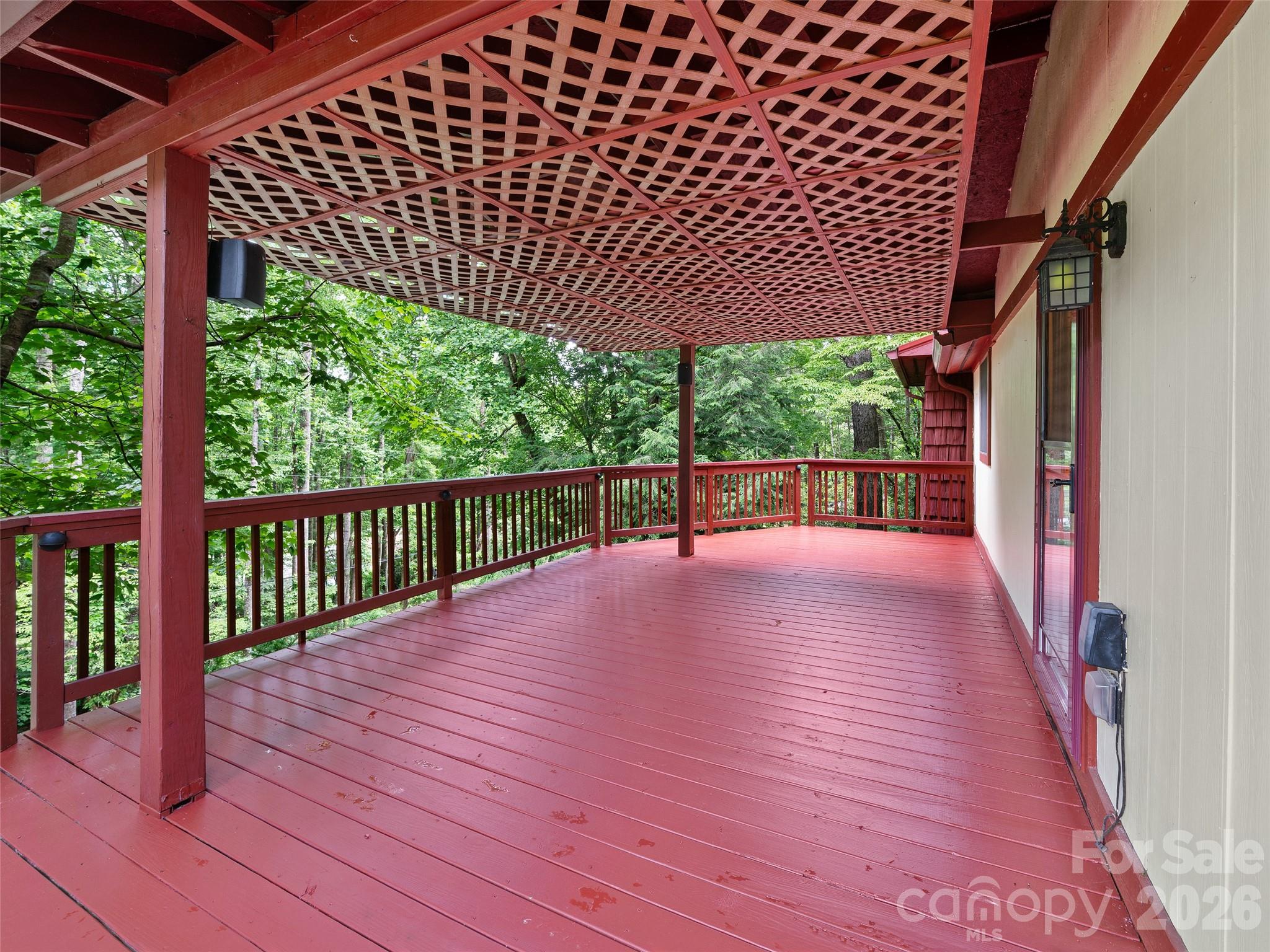 125 HEARTLAND Lane — Burnsville