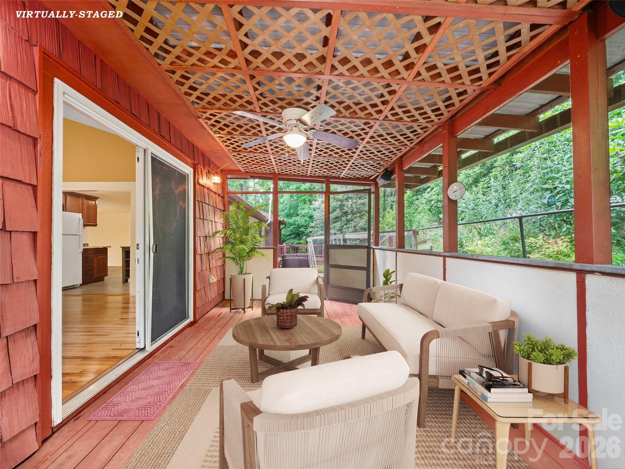 125 HEARTLAND Lane — Burnsville