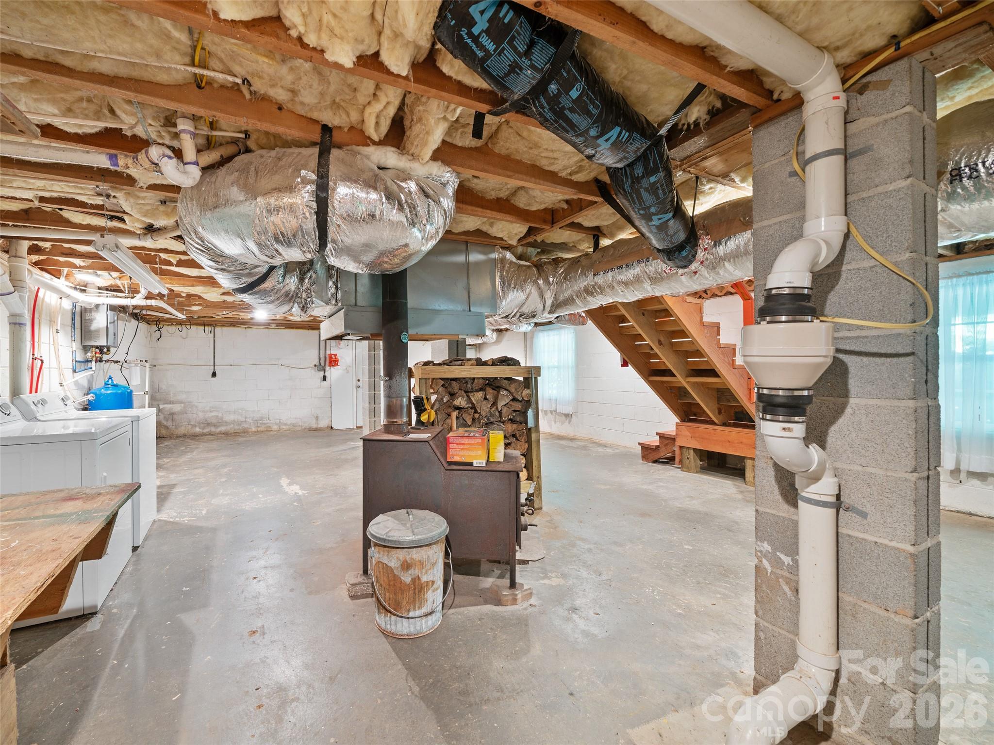 125 HEARTLAND Lane — Burnsville