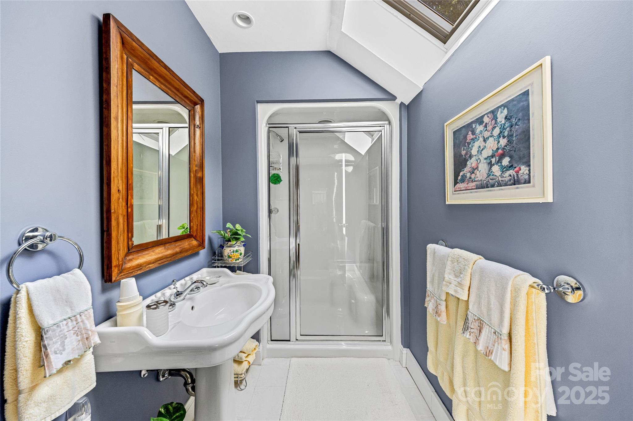 842 Rickel Drive — Hendersonville