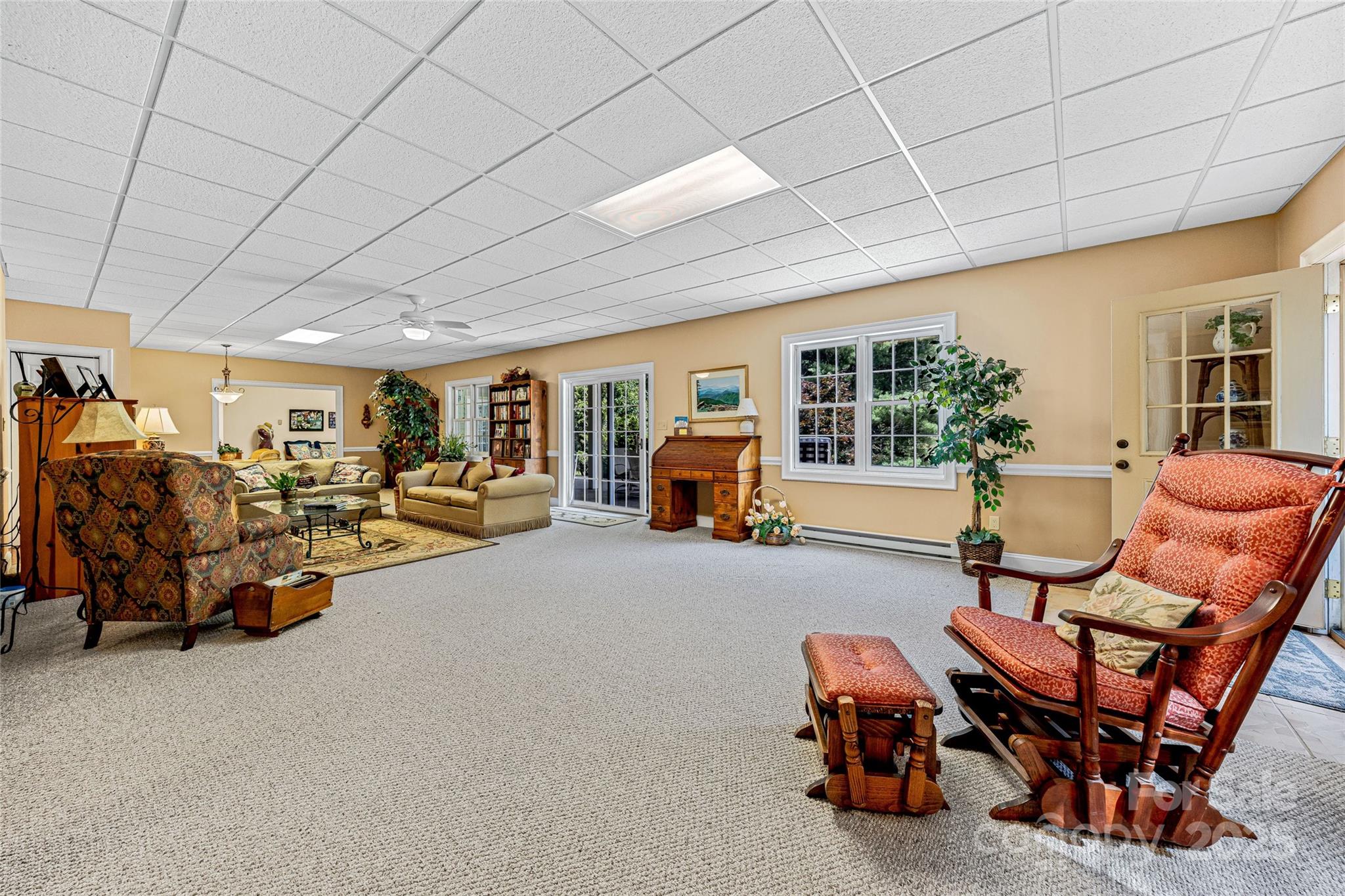842 Rickel Drive — Hendersonville