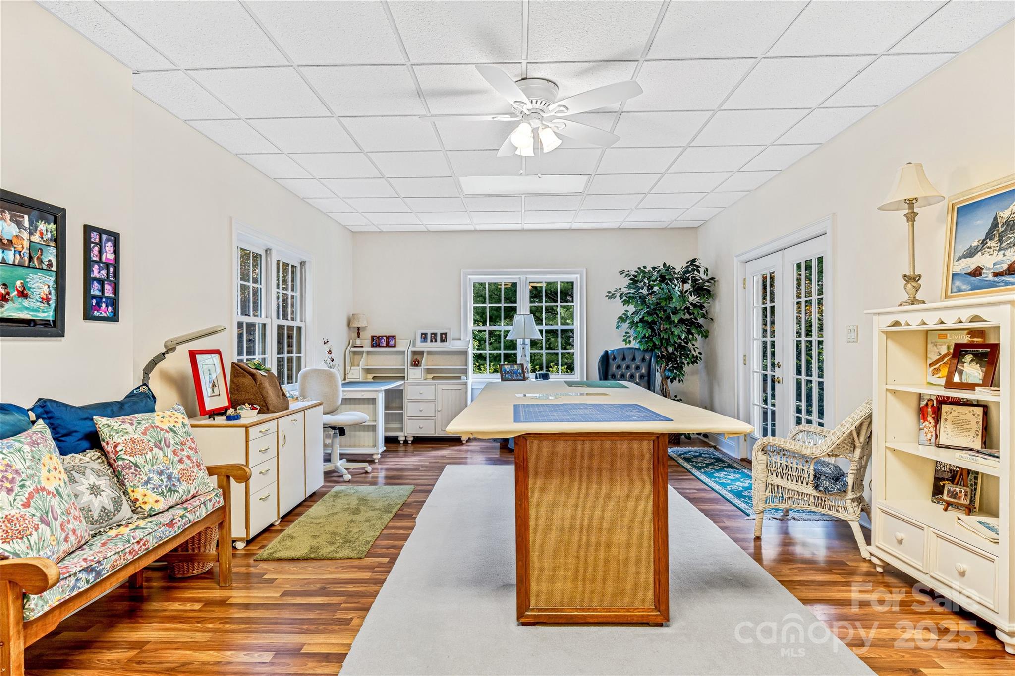 842 Rickel Drive — Hendersonville