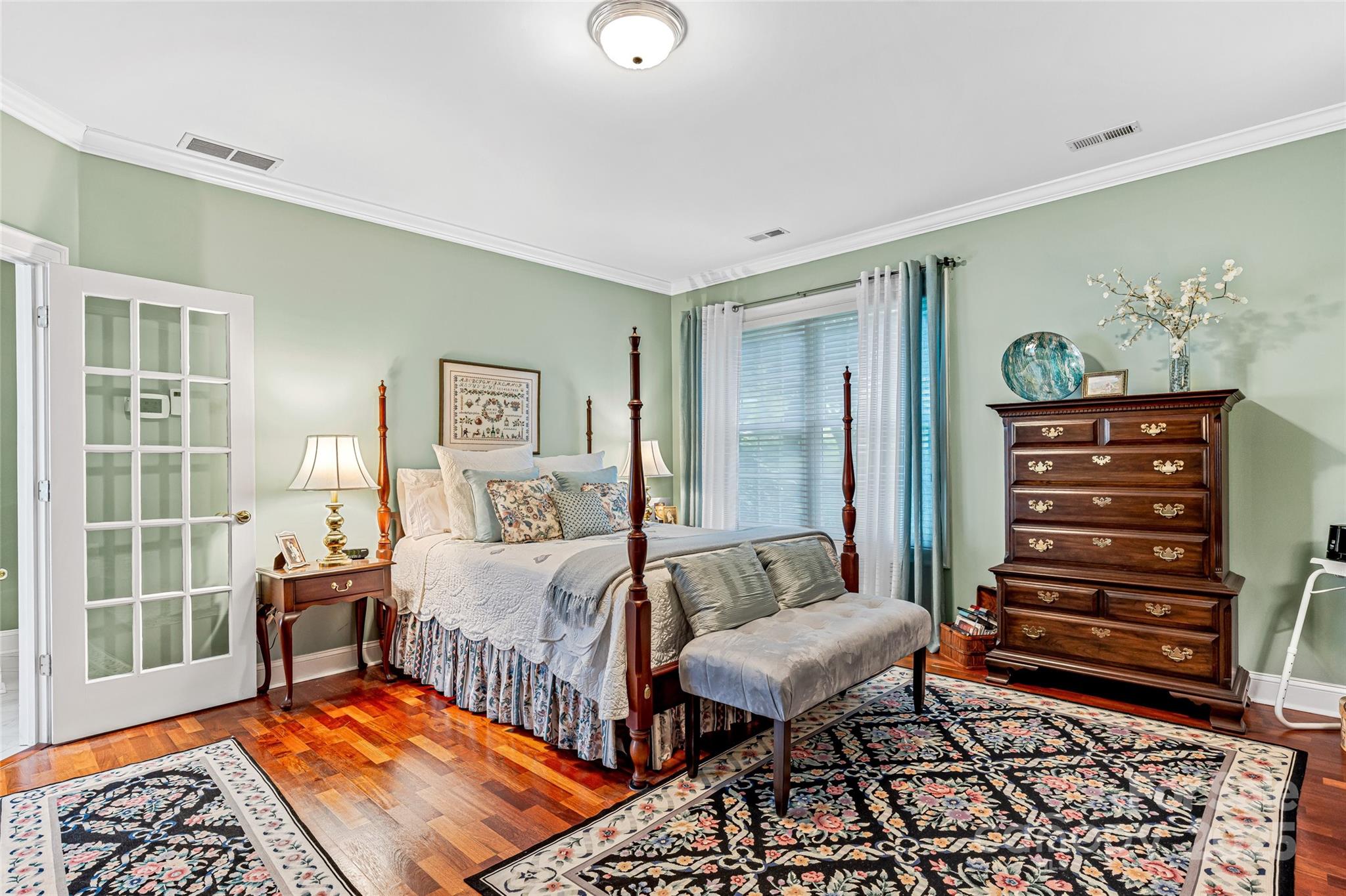 842 Rickel Drive — Hendersonville