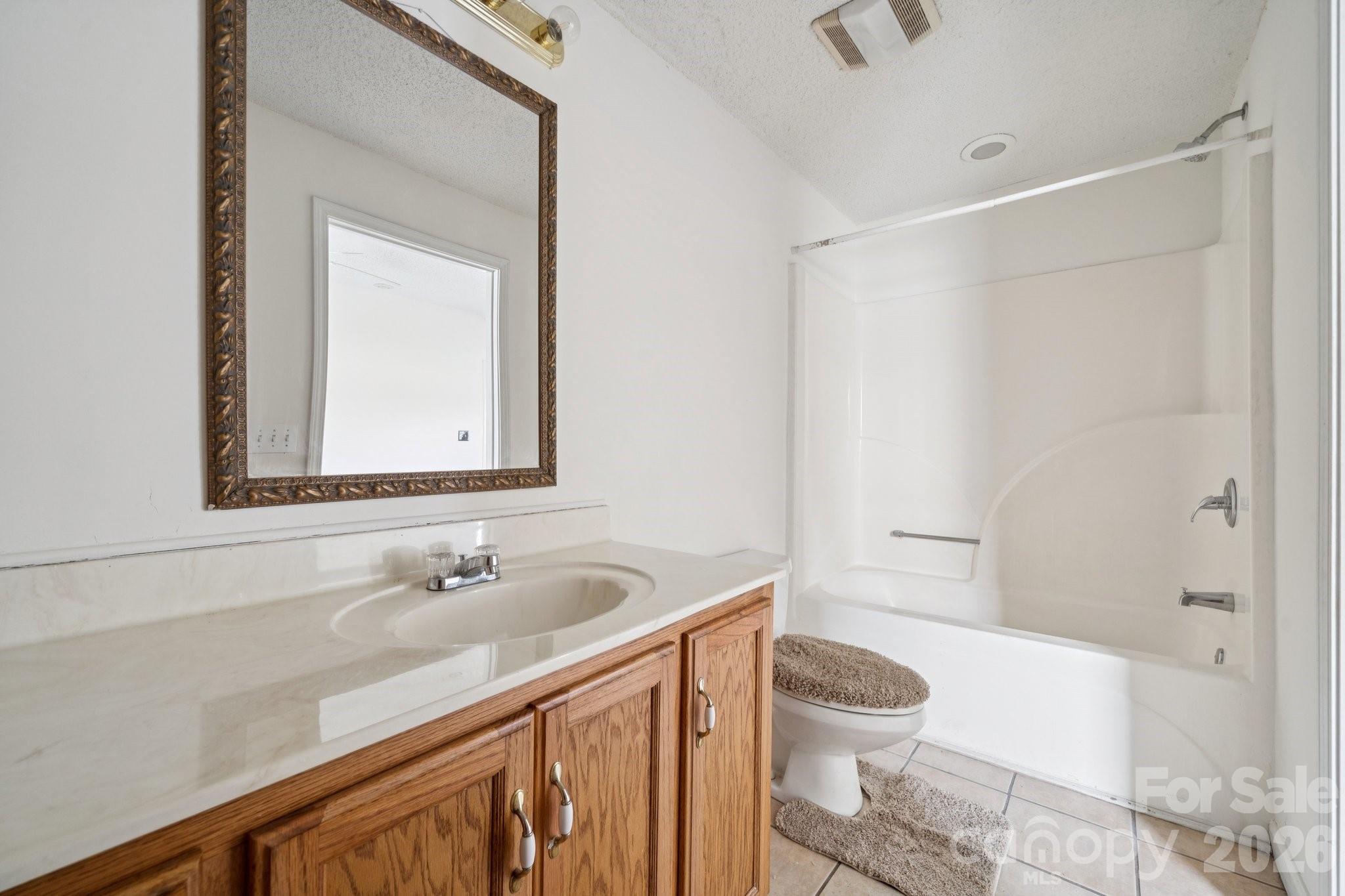 411 S Central Avenue — Landis