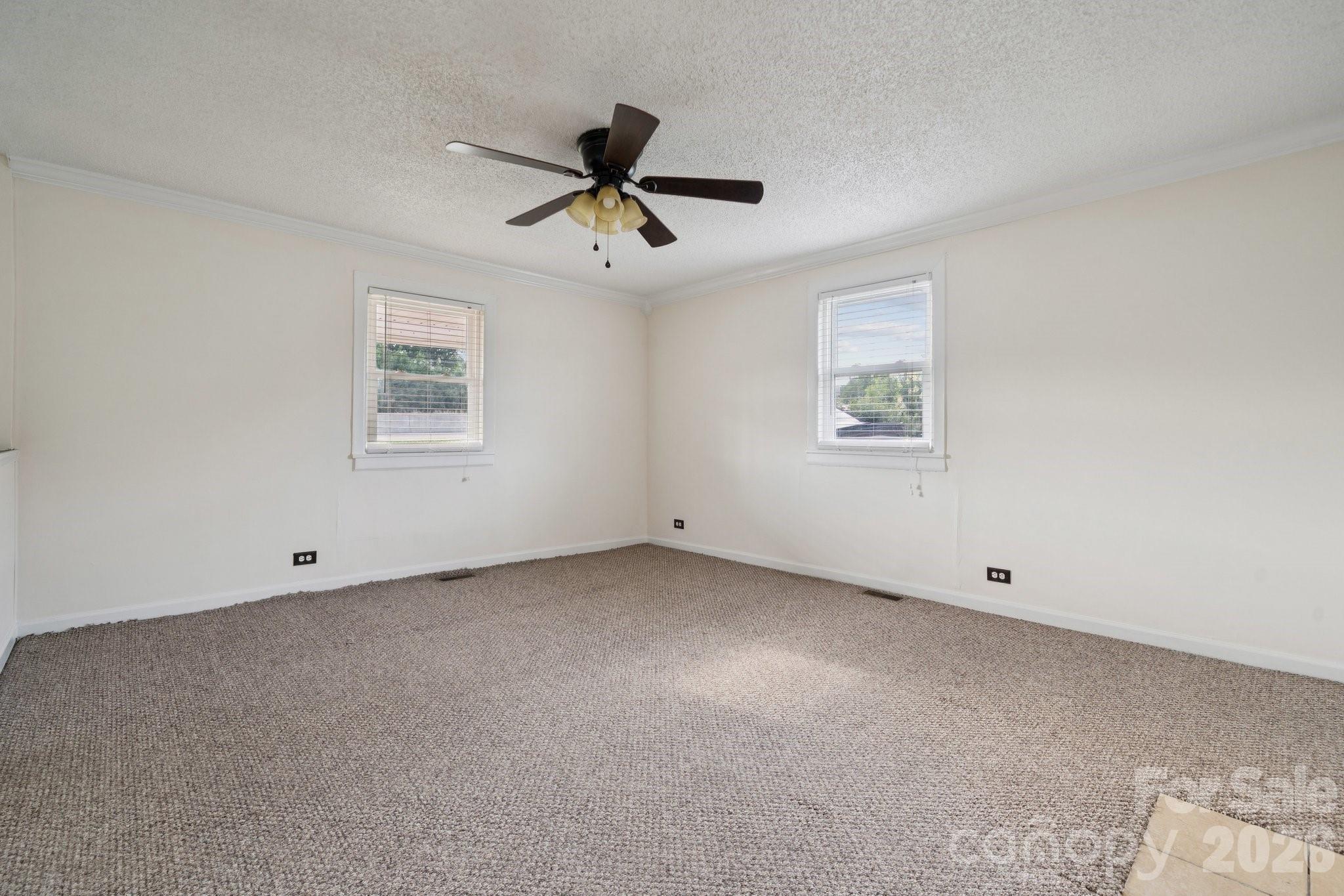 411 S Central Avenue — Landis