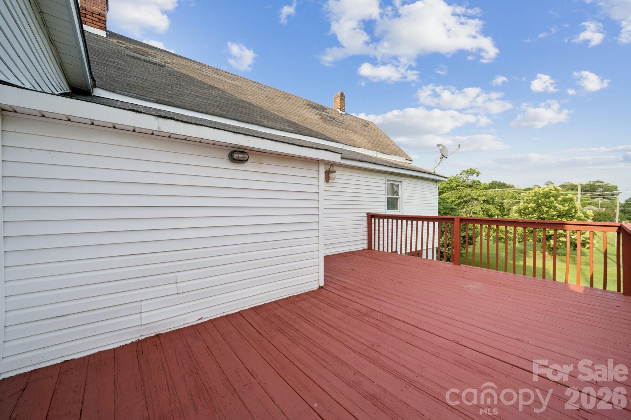 411 S Central Avenue — Landis