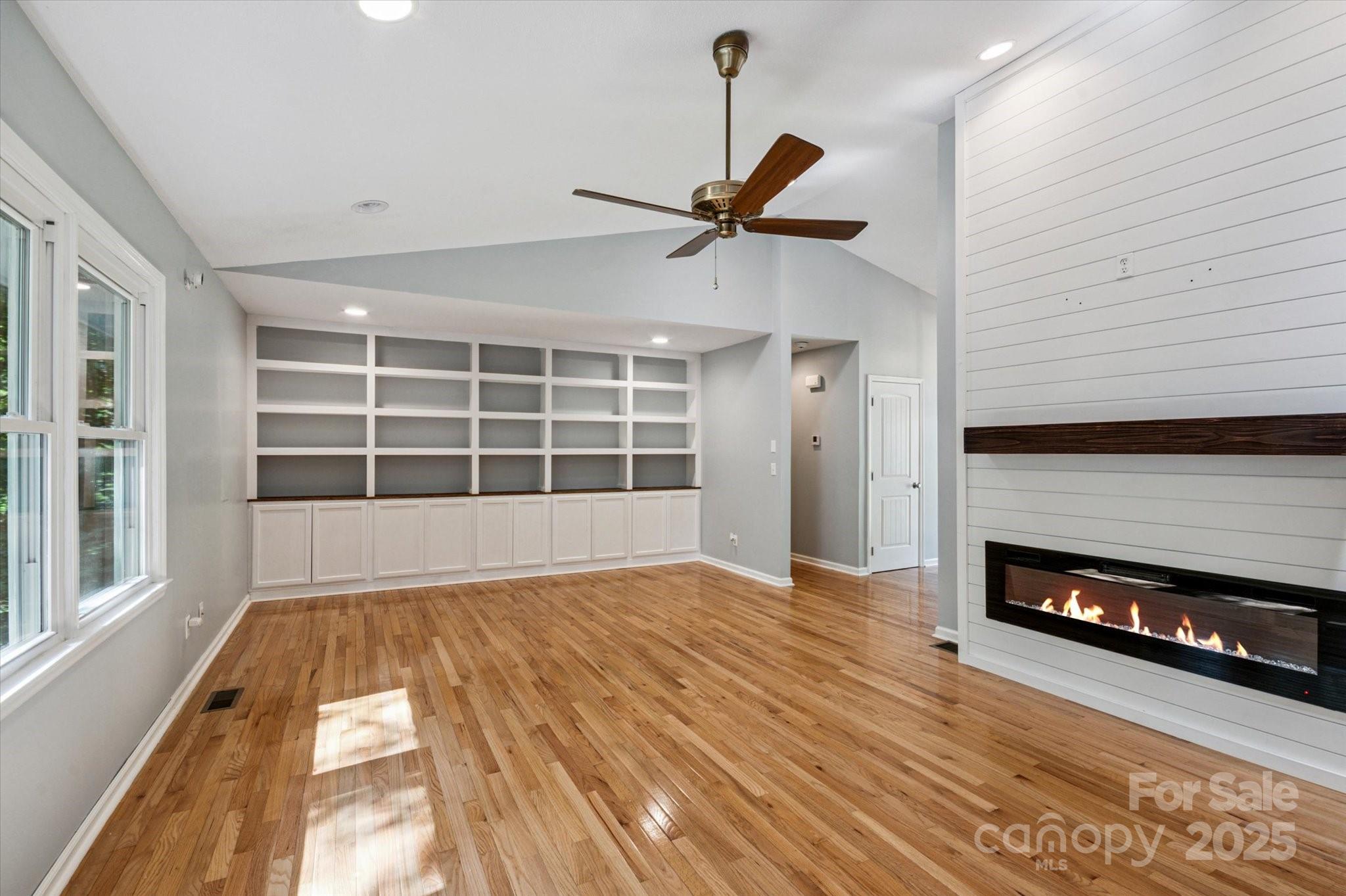 104 Britton Avenue — Hendersonville