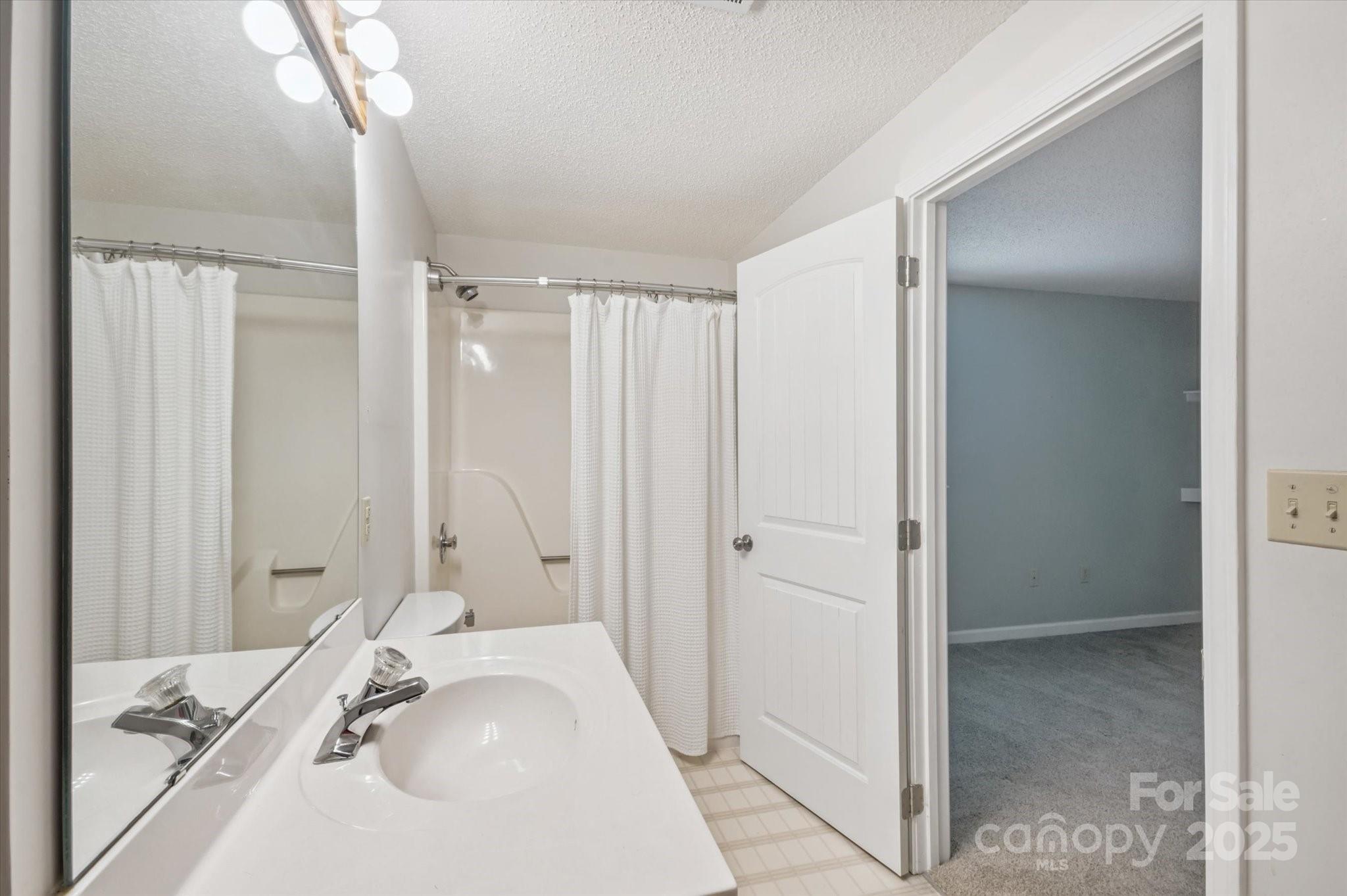 104 Britton Avenue — Hendersonville