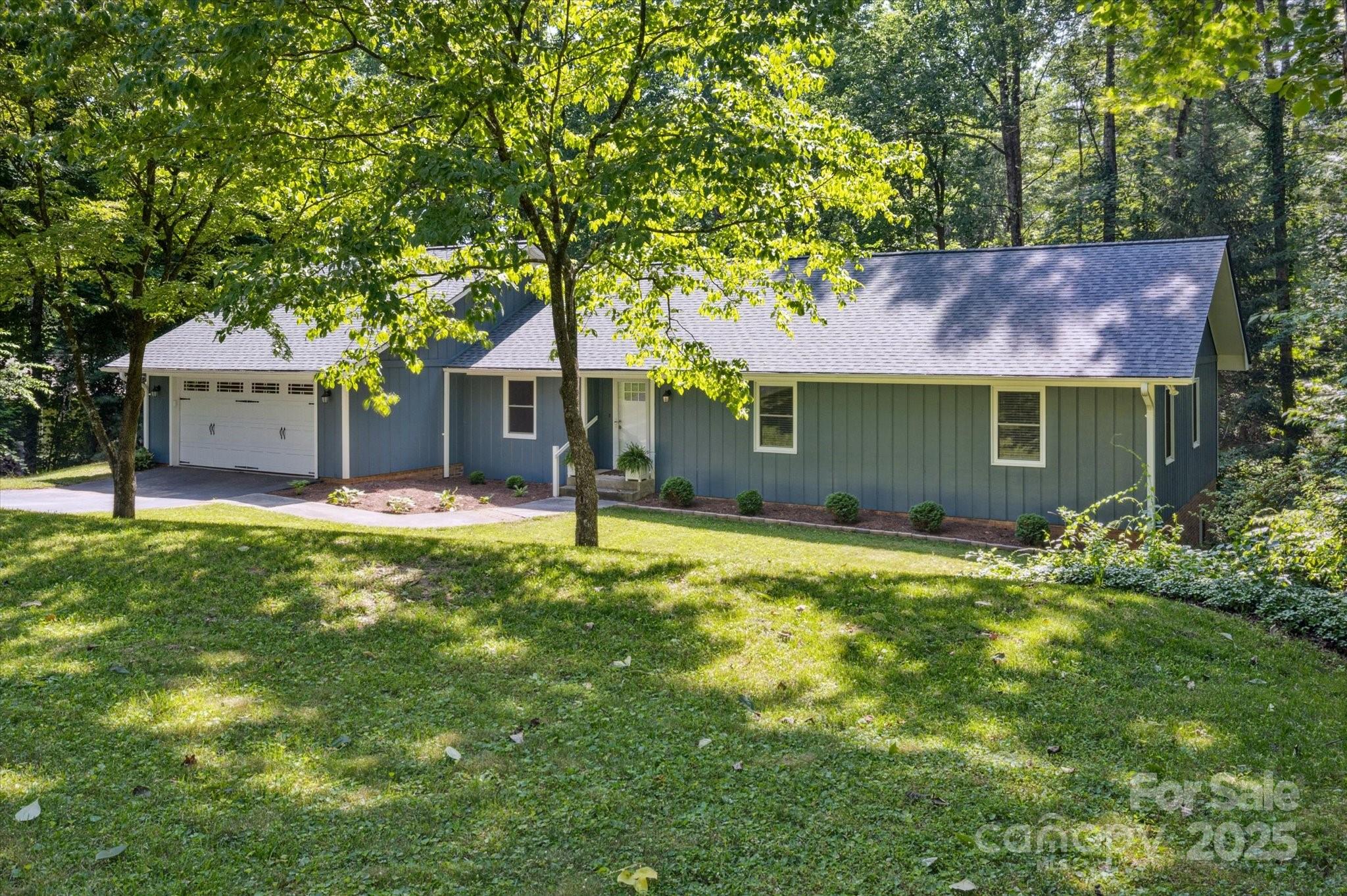 104 Britton Avenue — Hendersonville