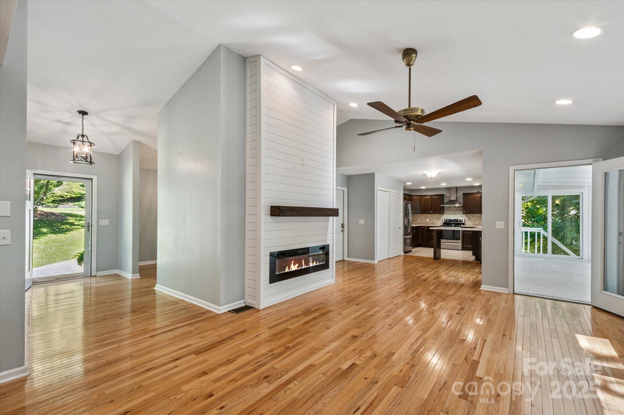 104 Britton Avenue — Hendersonville