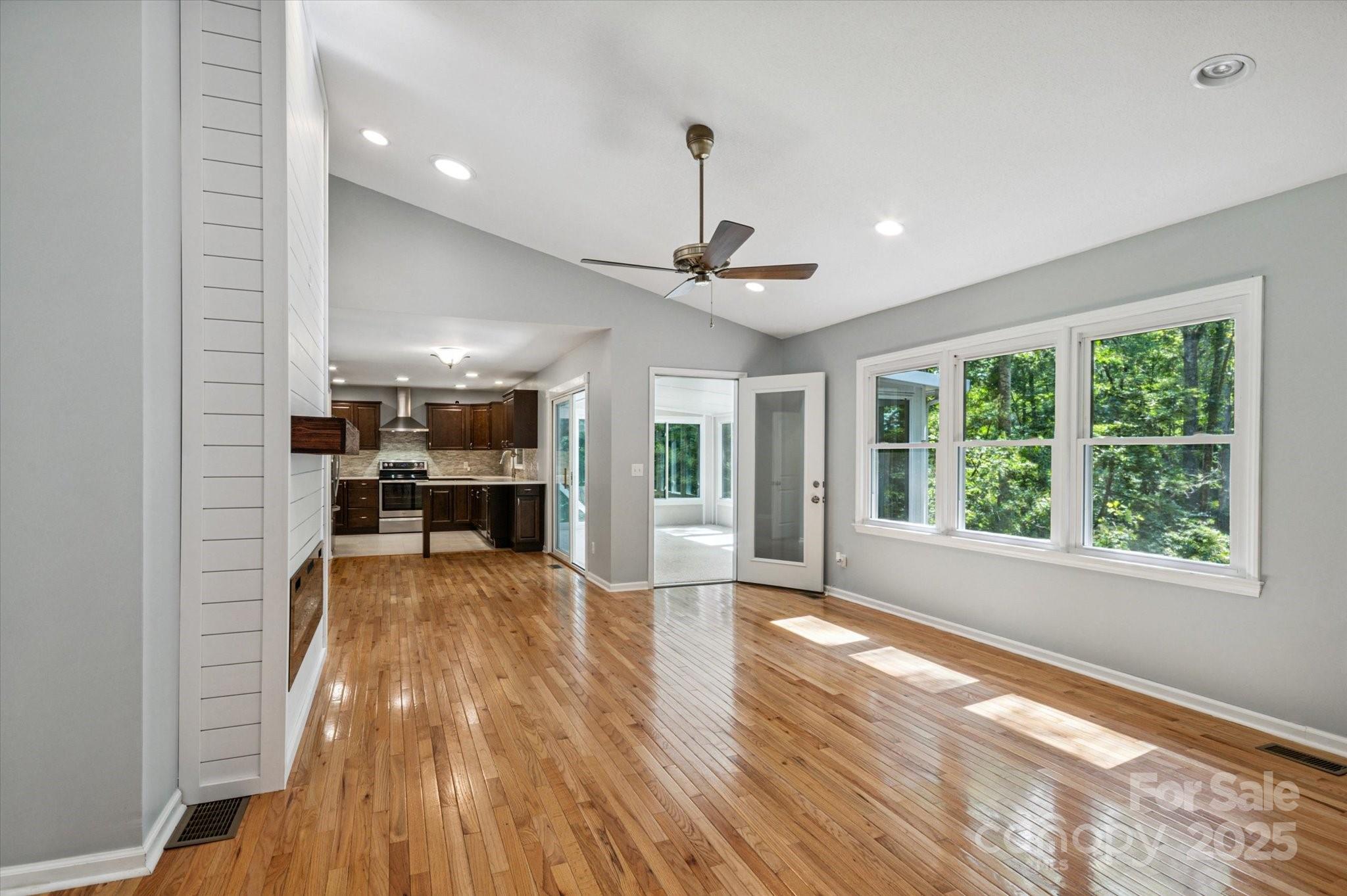104 Britton Avenue — Hendersonville