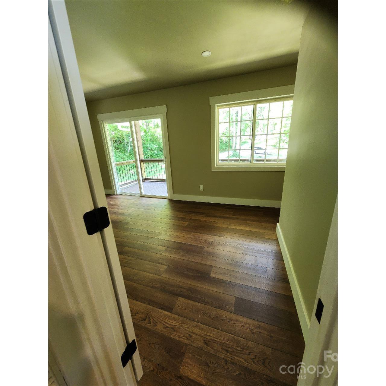 283 Robin Drive — Marion
