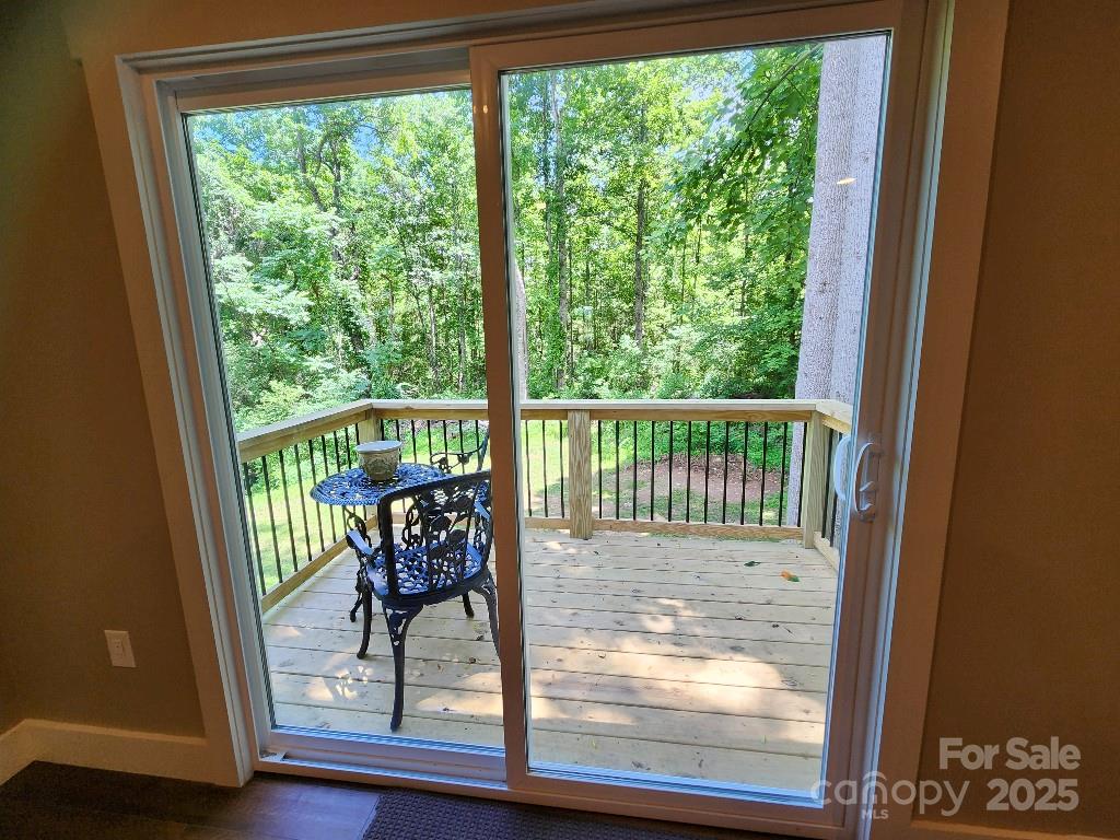 283 Robin Drive — Marion