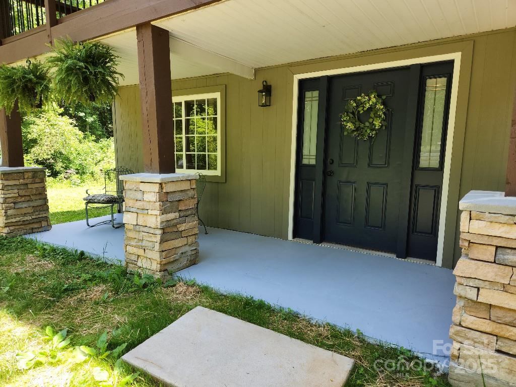 283 Robin Drive — Marion