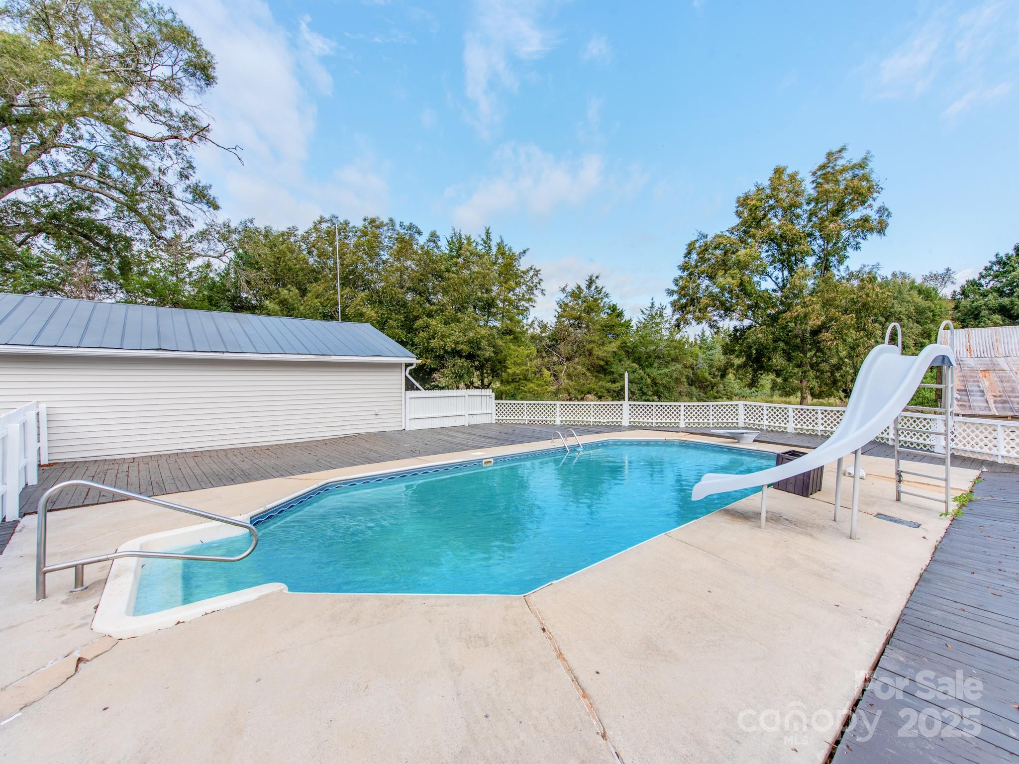 3607 Austin Road — Monroe