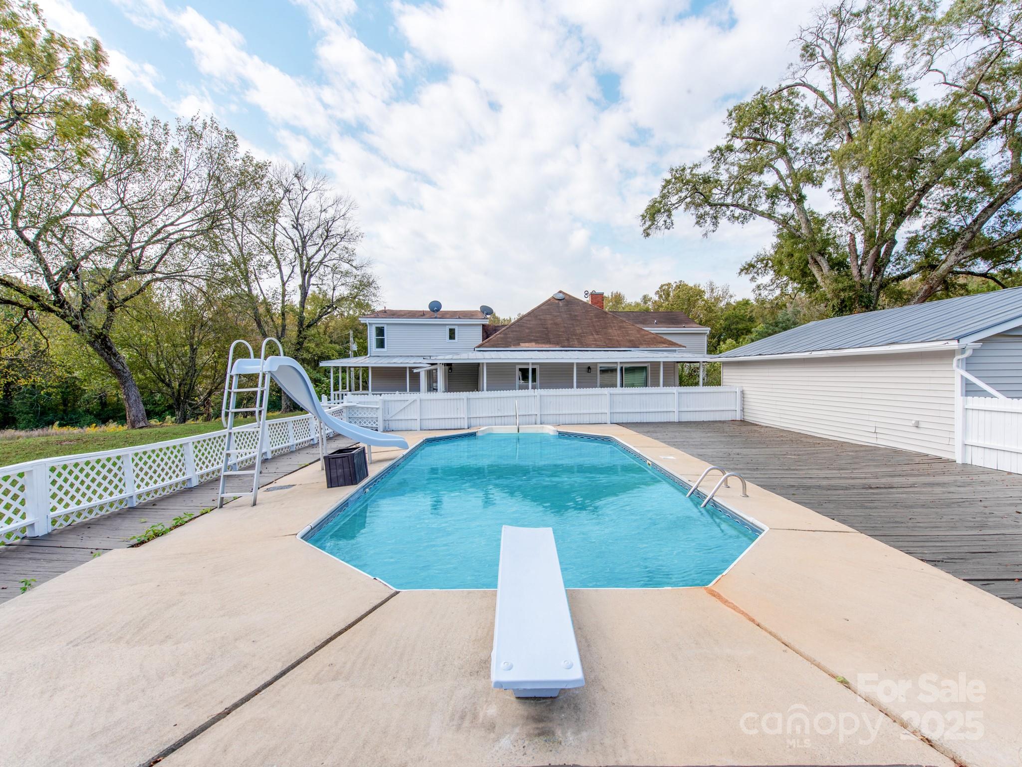 3607 Austin Road — Monroe