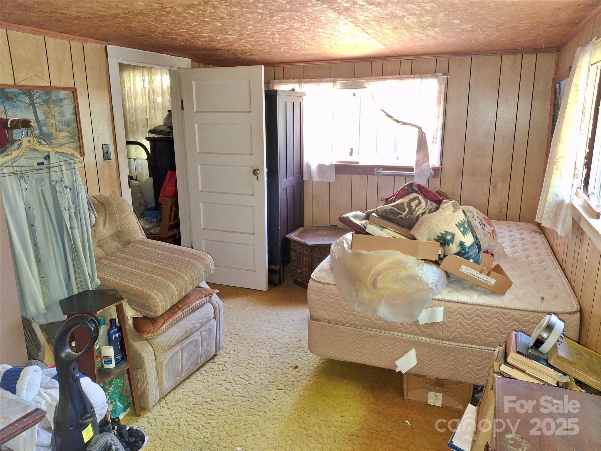 2087 Henry Road — Sylva