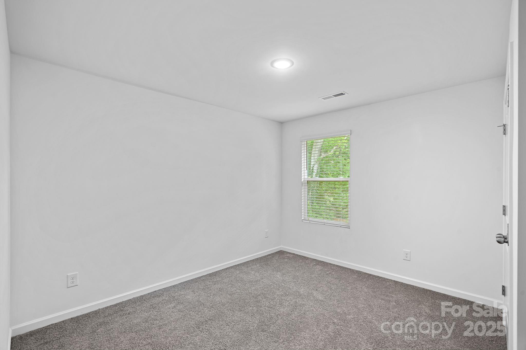 724 N Kelly Street — Statesville