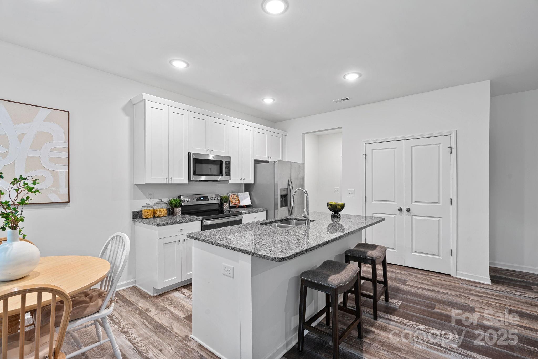 724 N Kelly Street — Statesville