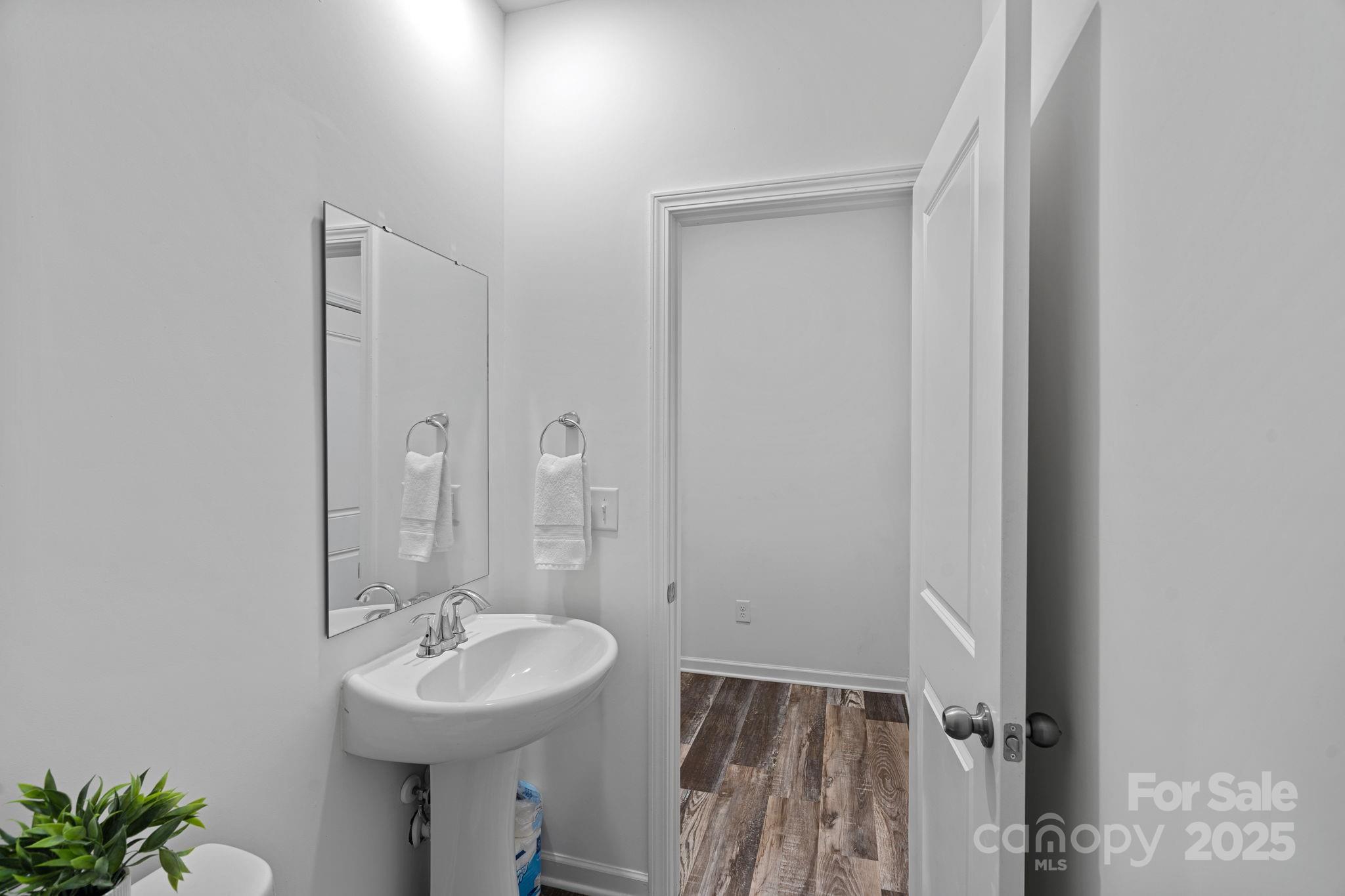 724 N Kelly Street — Statesville