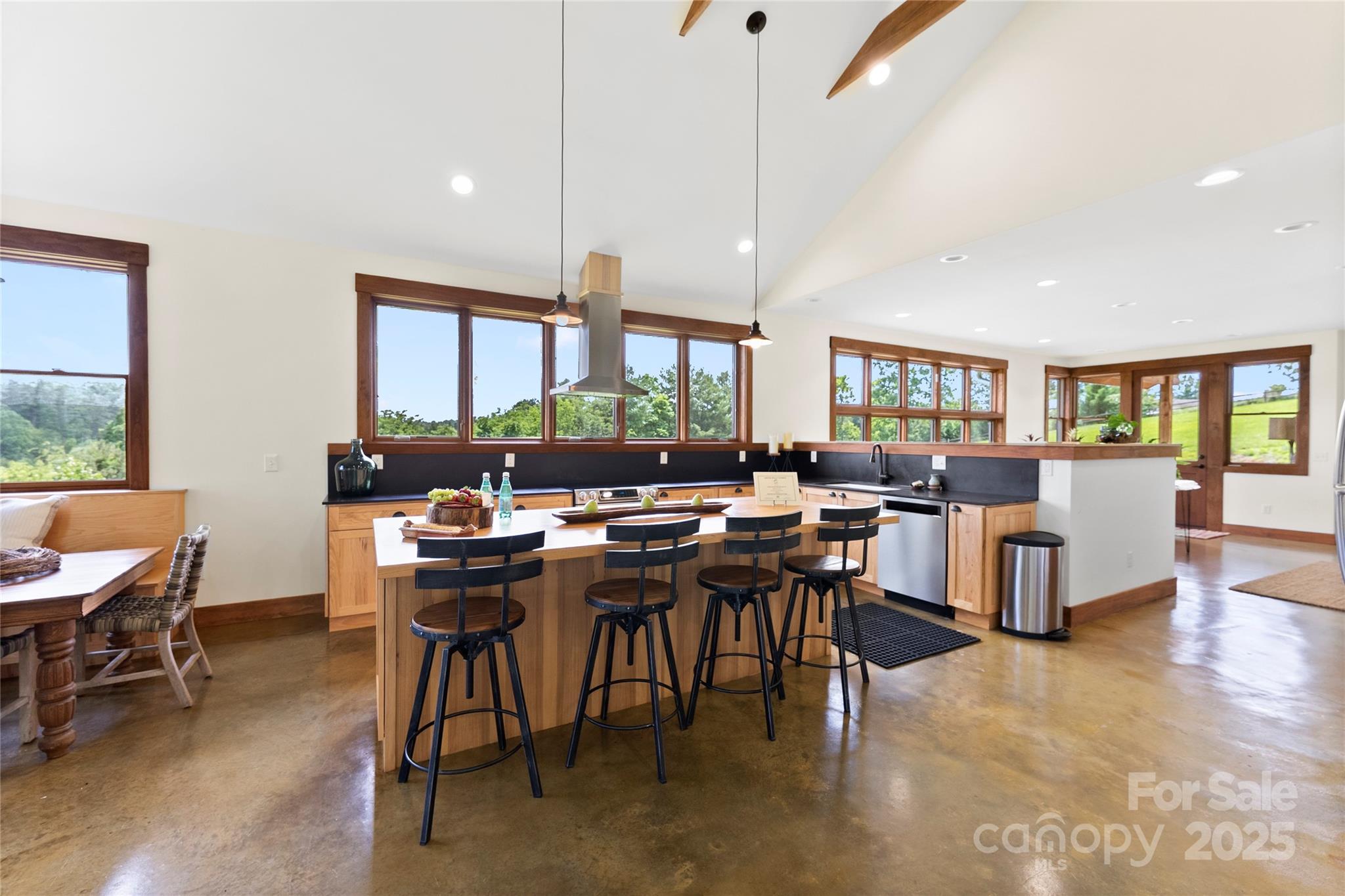 13 New Home Road — Marshall