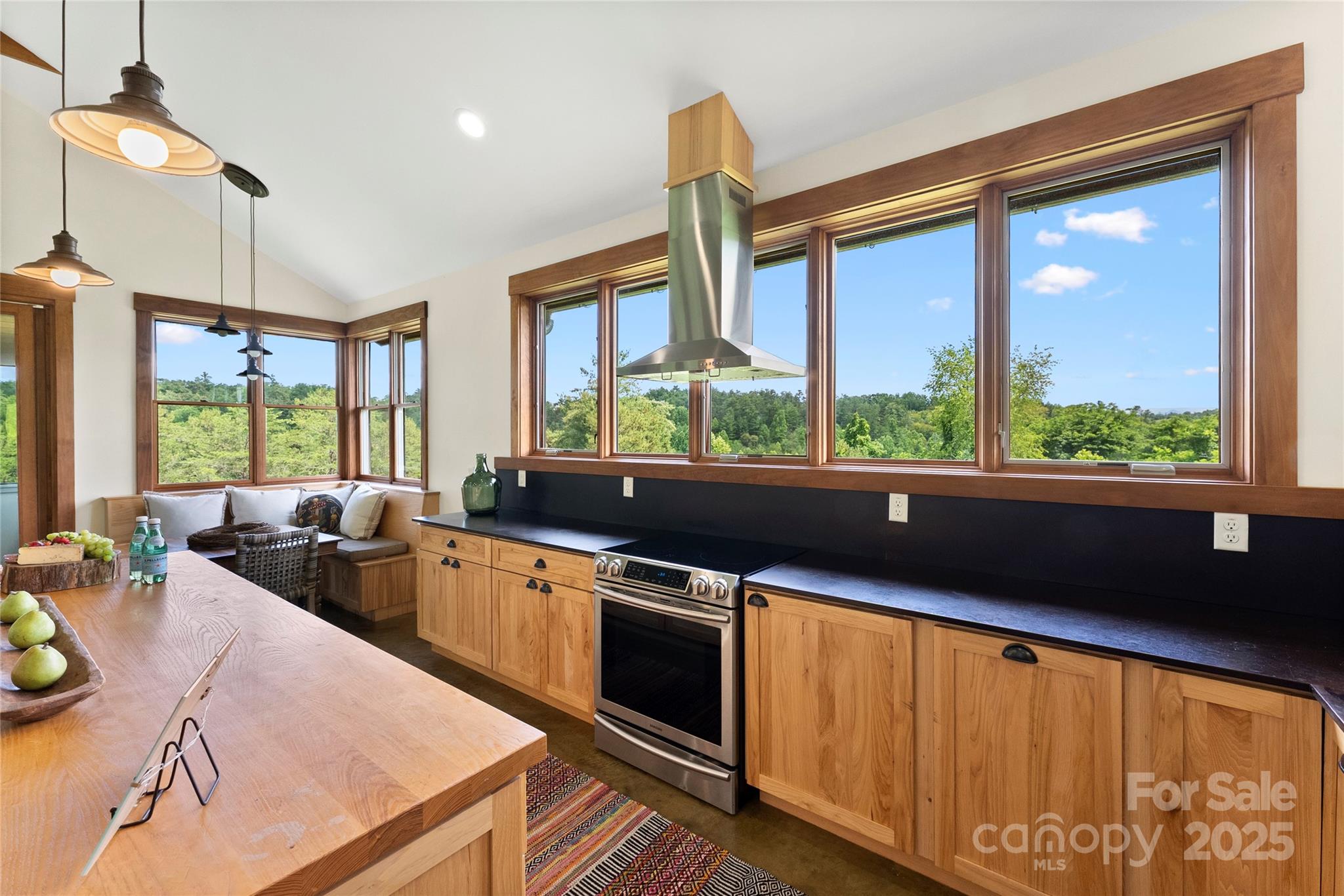 13 New Home Road — Marshall