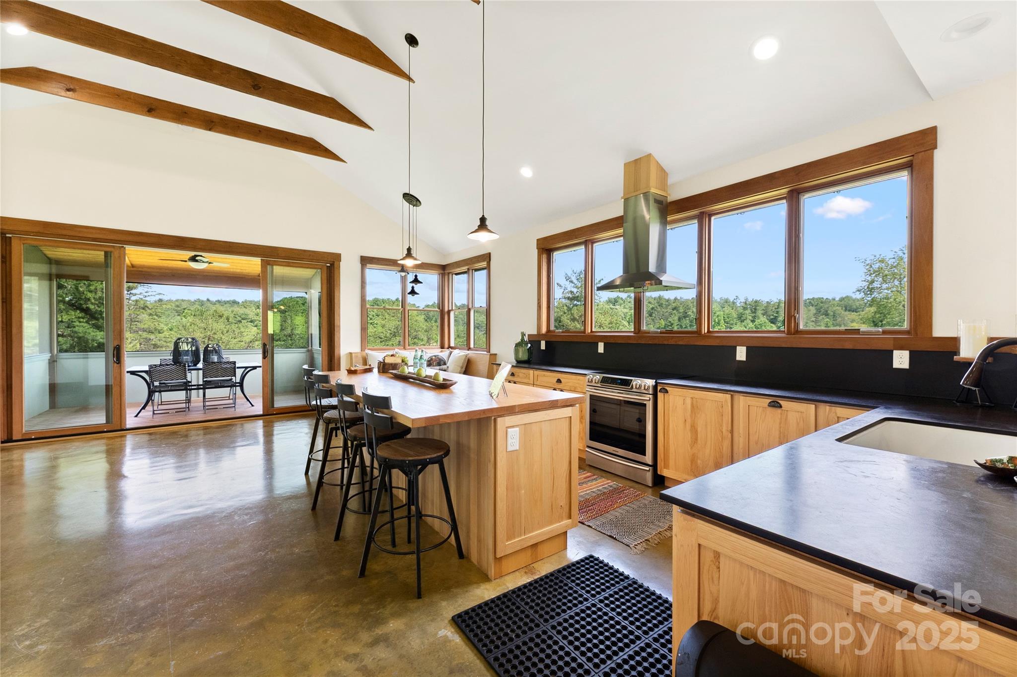 13 New Home Road — Marshall