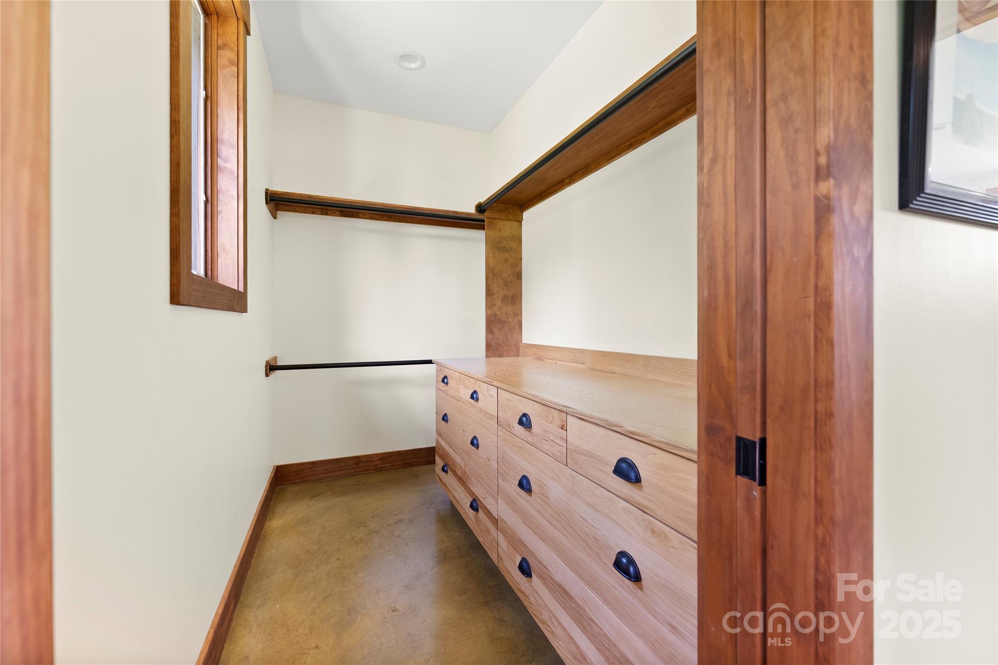 13 New Home Road — Marshall