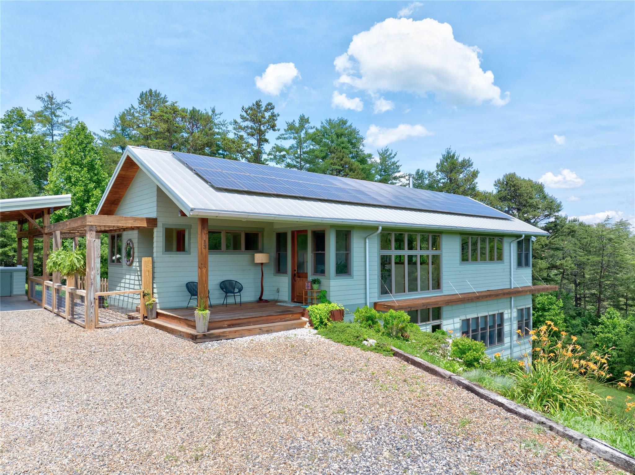 13 New Home Road — Marshall