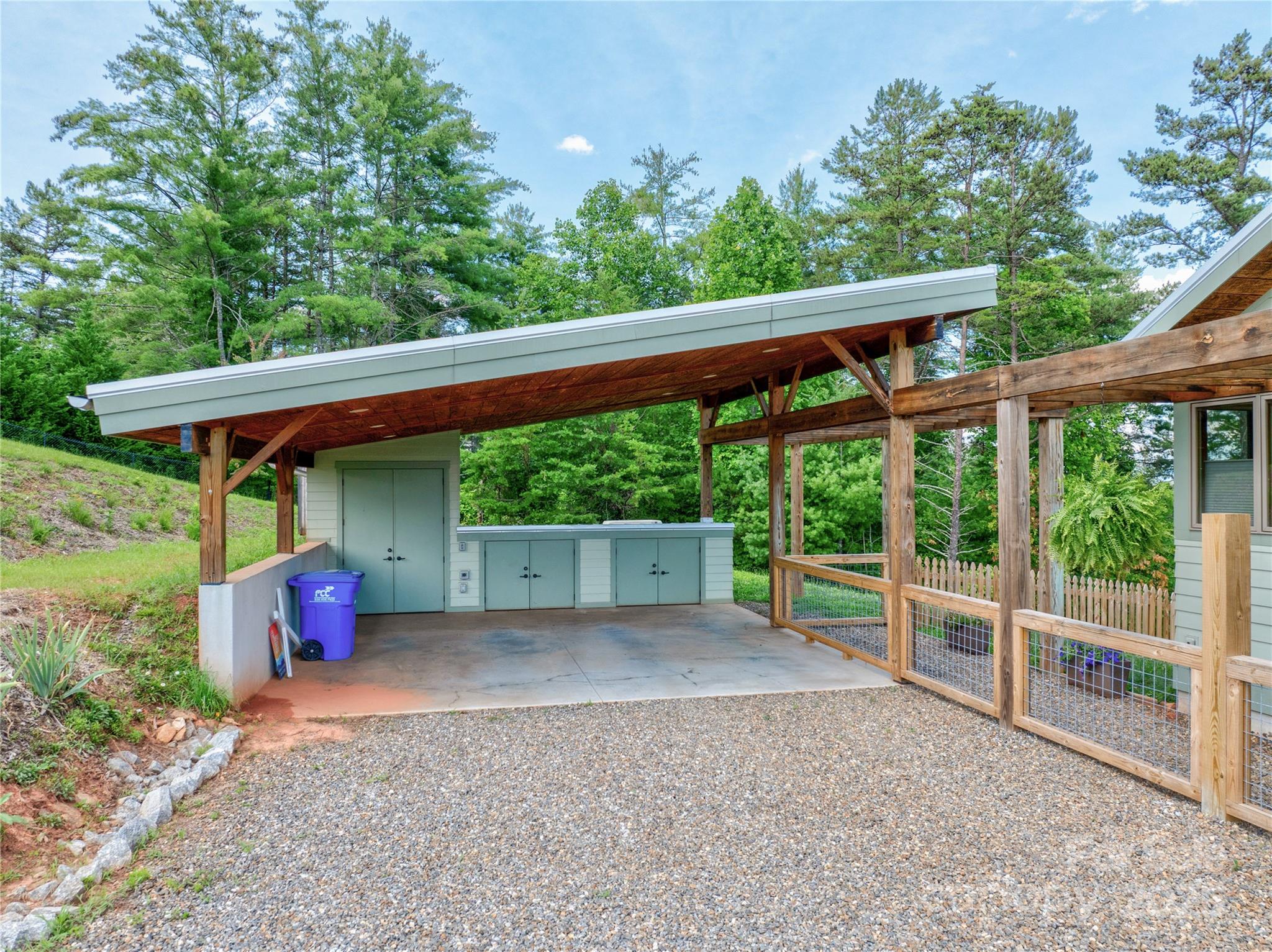 13 New Home Road — Marshall