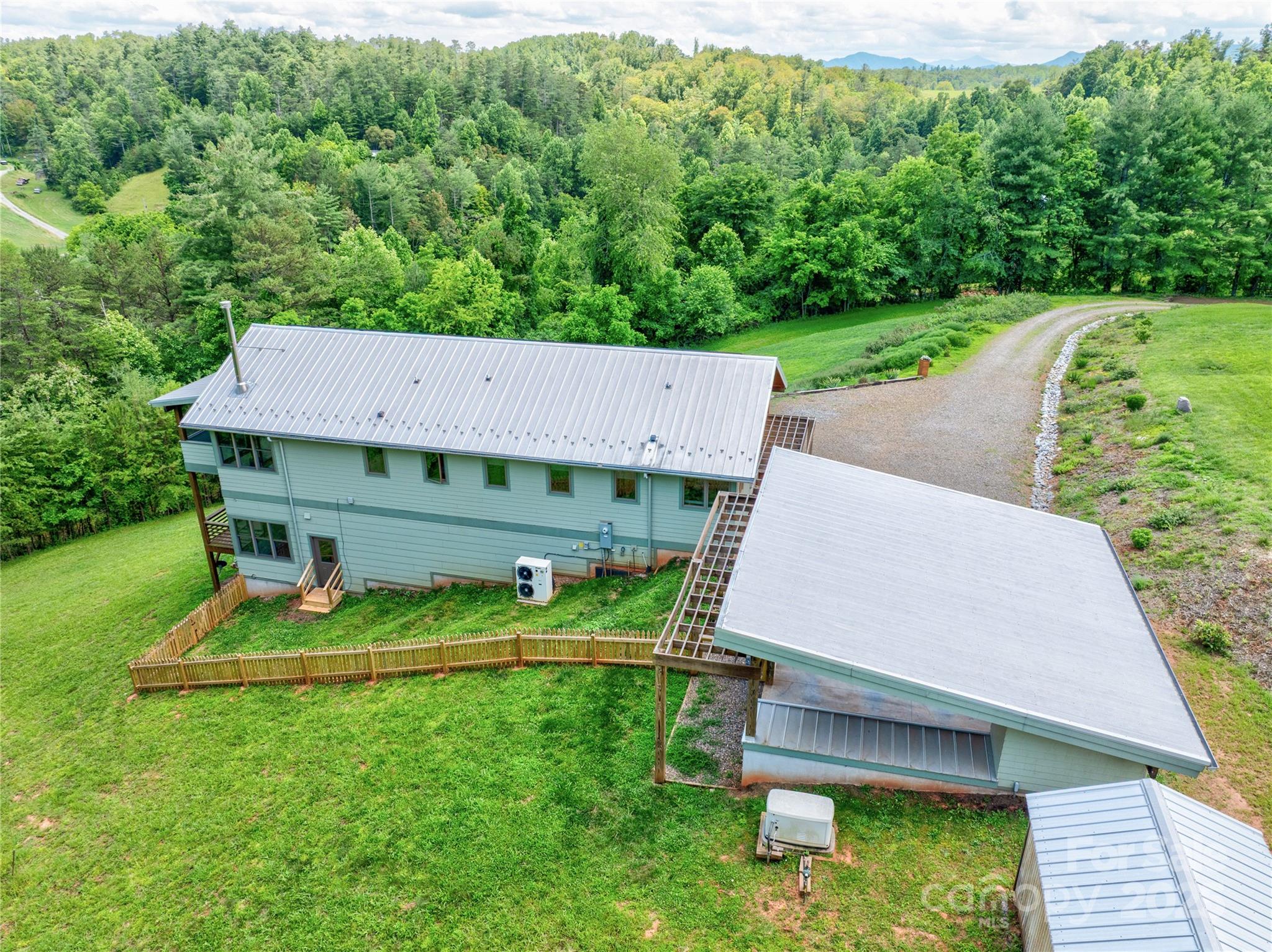 13 New Home Road — Marshall