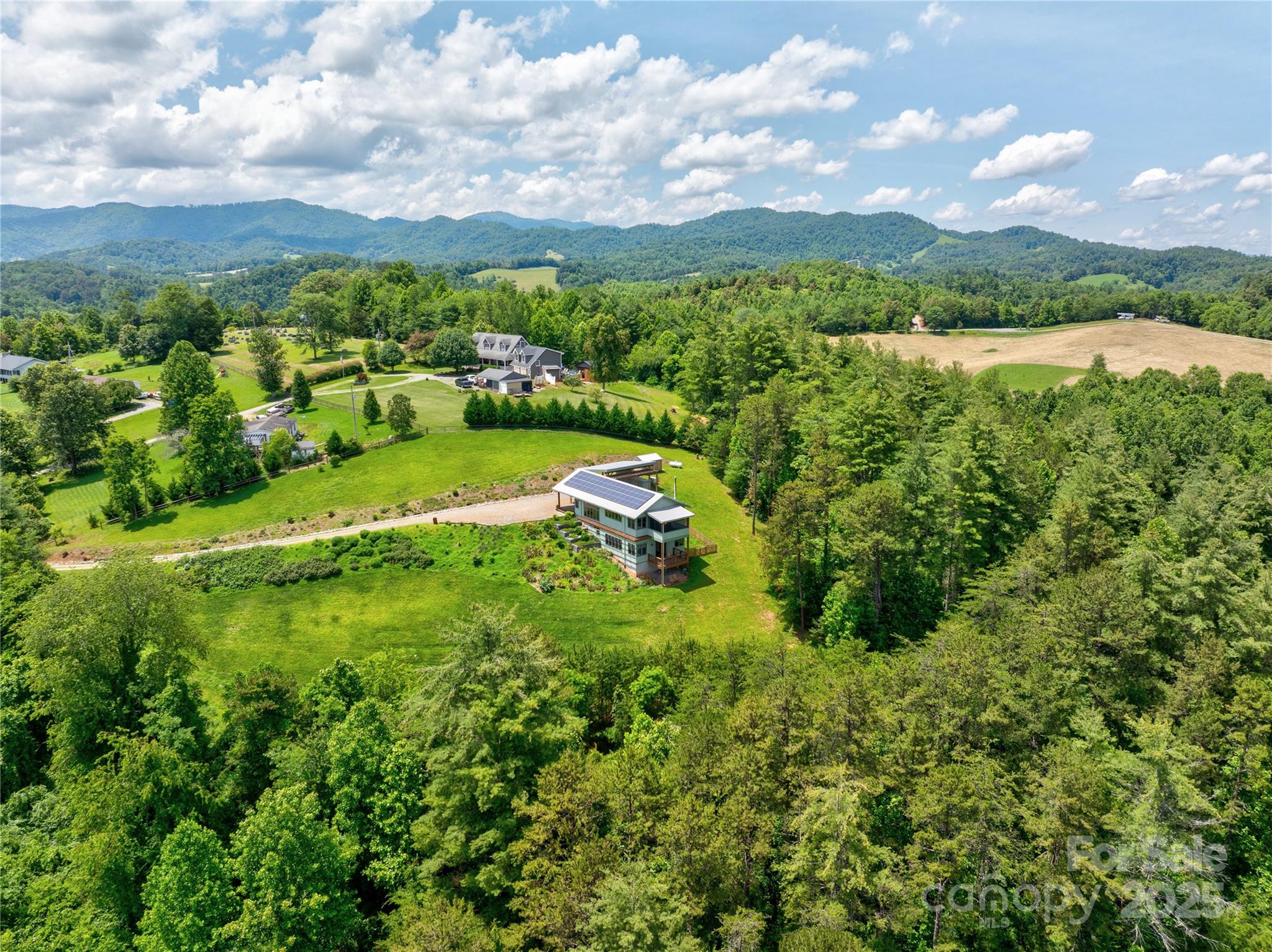 13 New Home Road — Marshall
