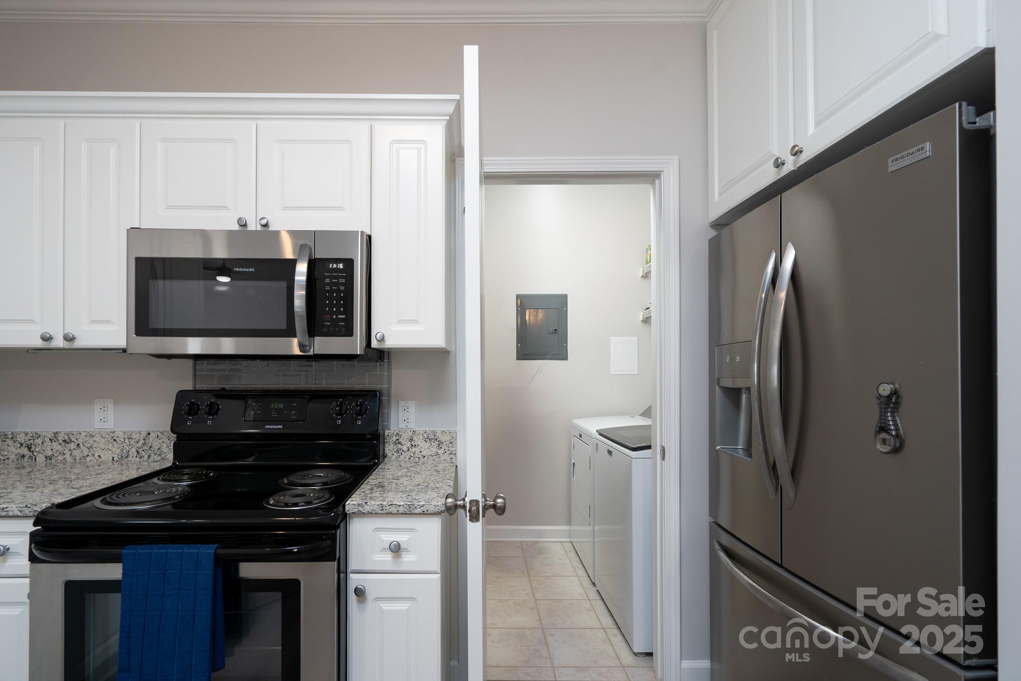 18511 Harborside Drive — Cornelius