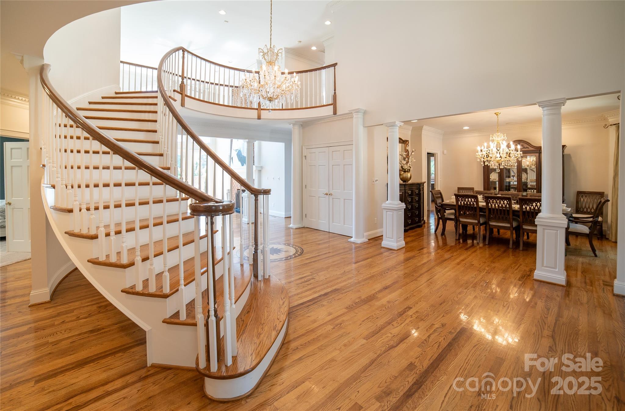 2770 Lakeview Drive — Lenoir