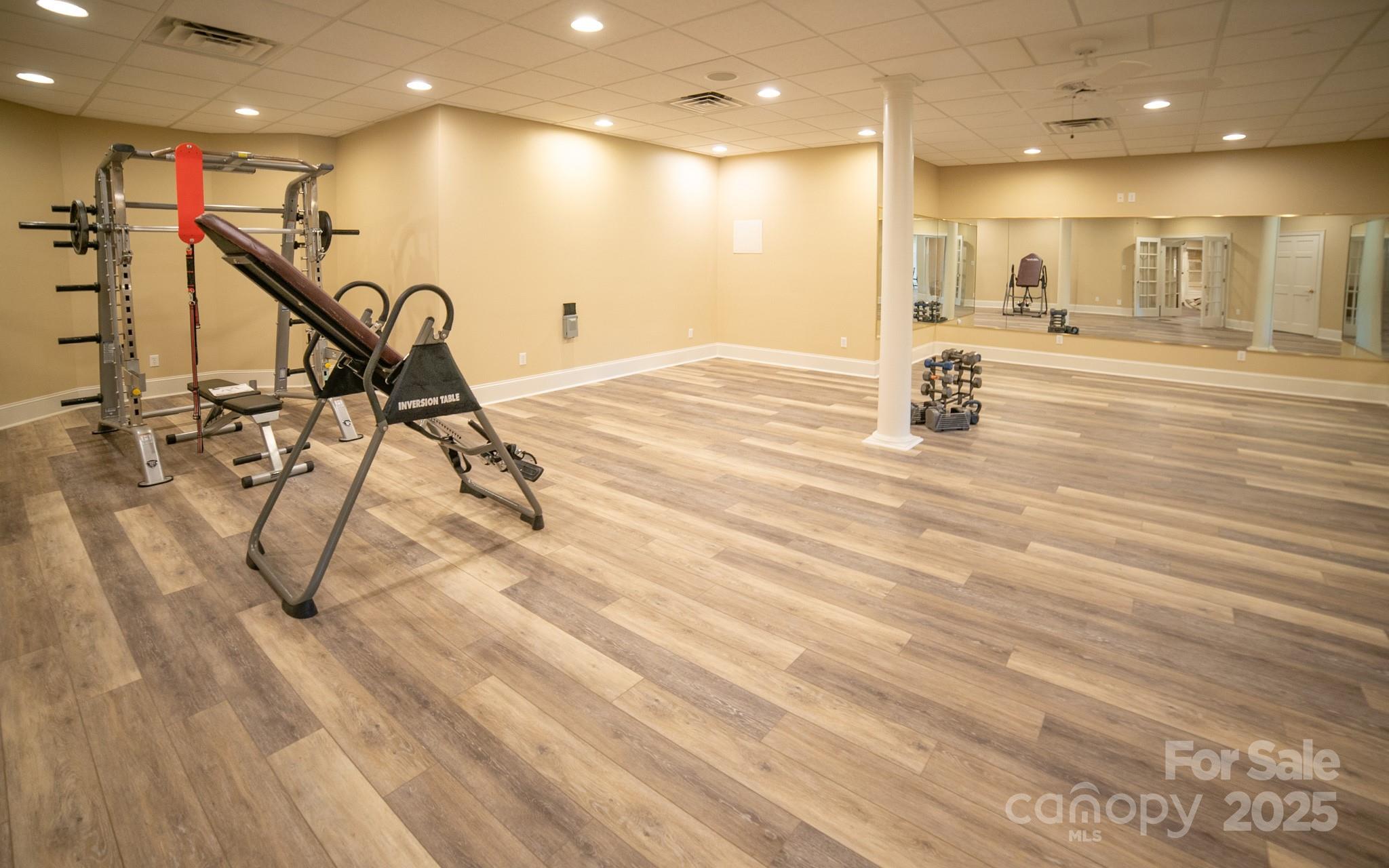 2770 Lakeview Drive — Lenoir