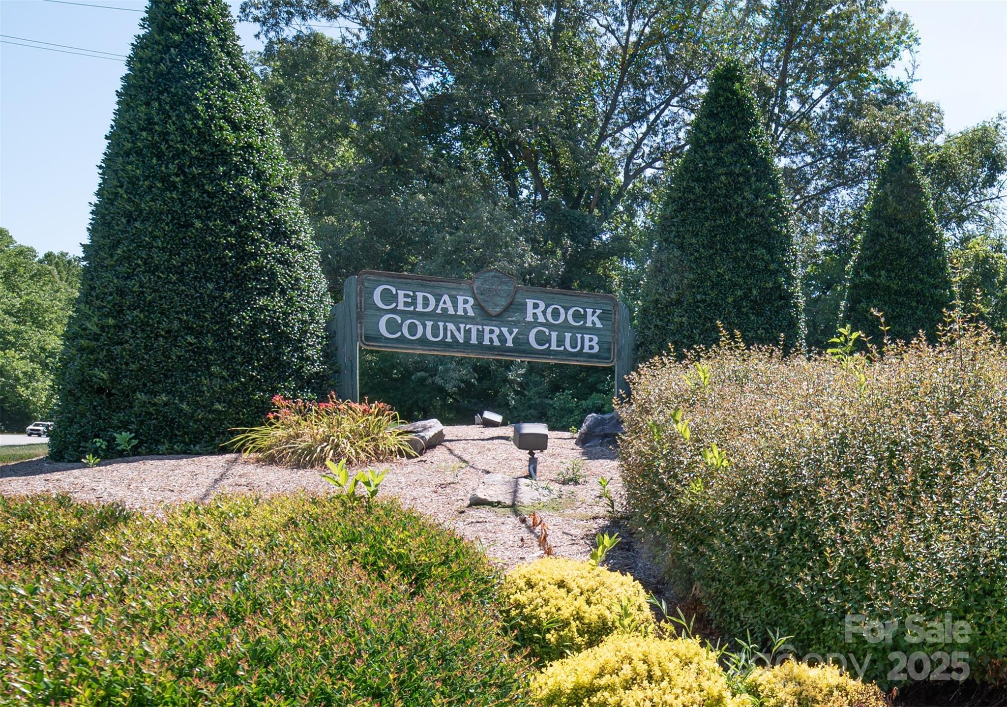 2770 Lakeview Drive — Lenoir