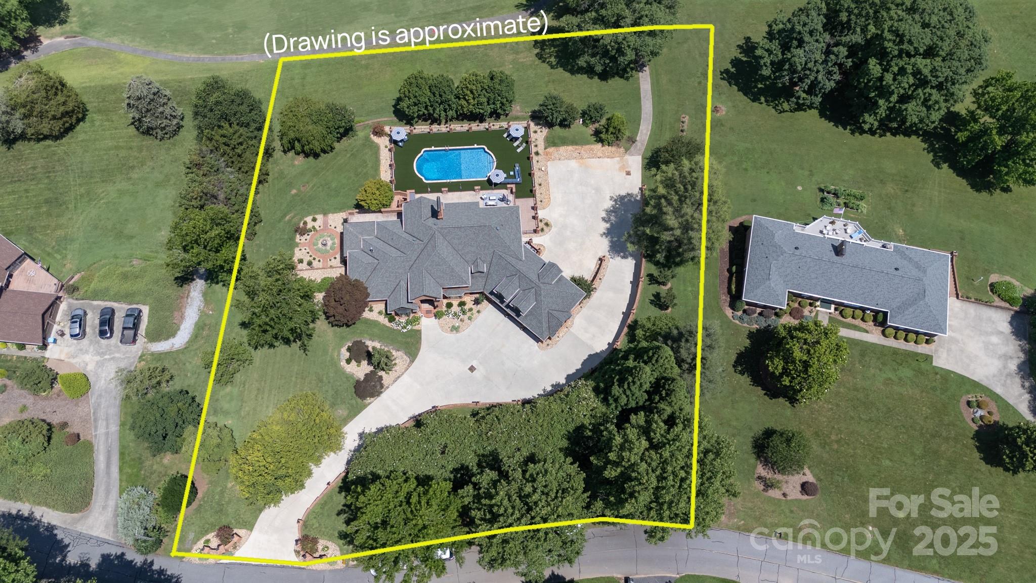 2770 Lakeview Drive — Lenoir