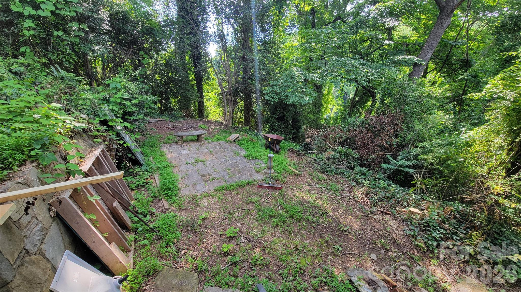 160 Cleveland Road — Tryon
