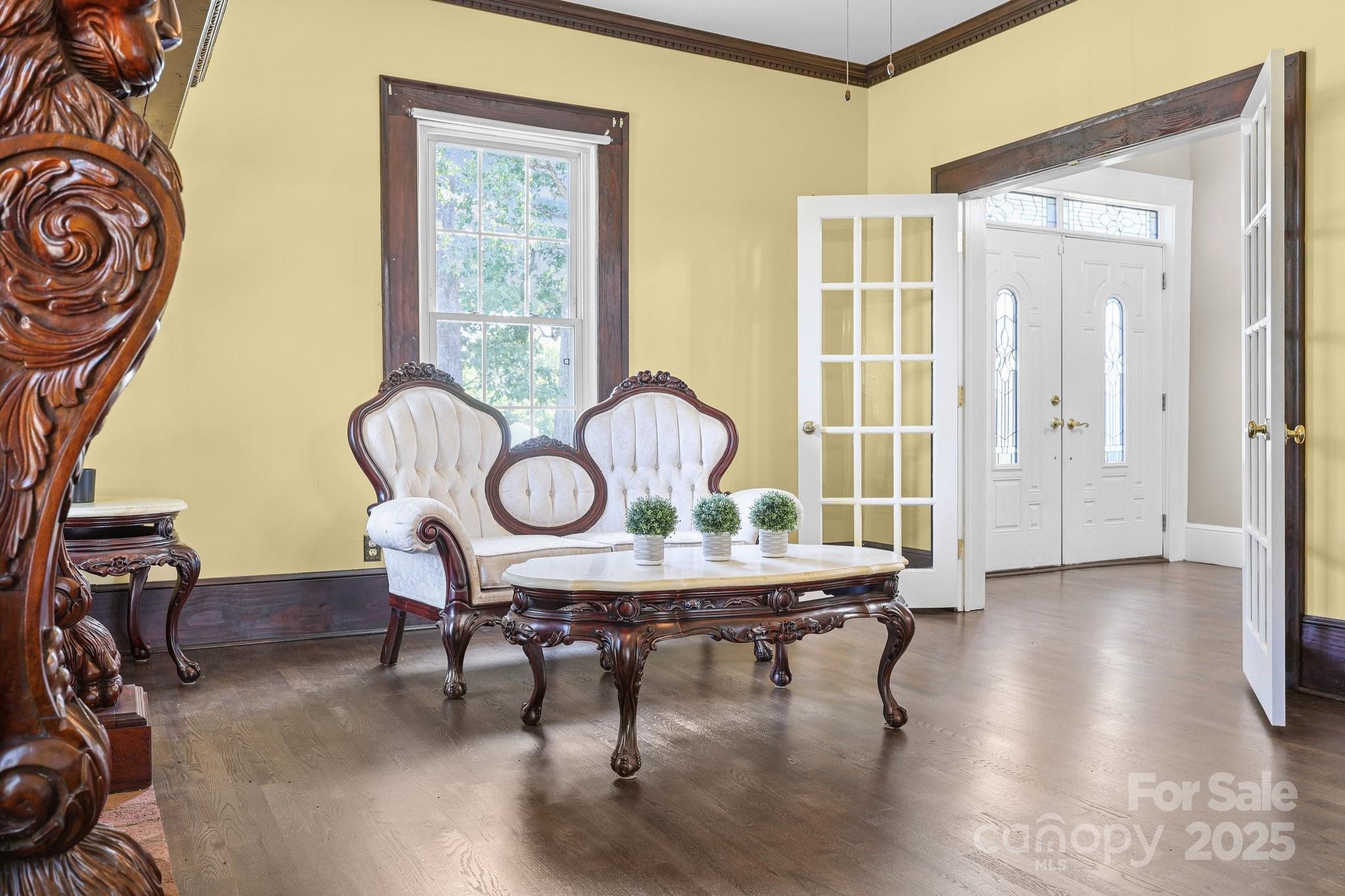 550 Woodleaf Barber Road — Cleveland